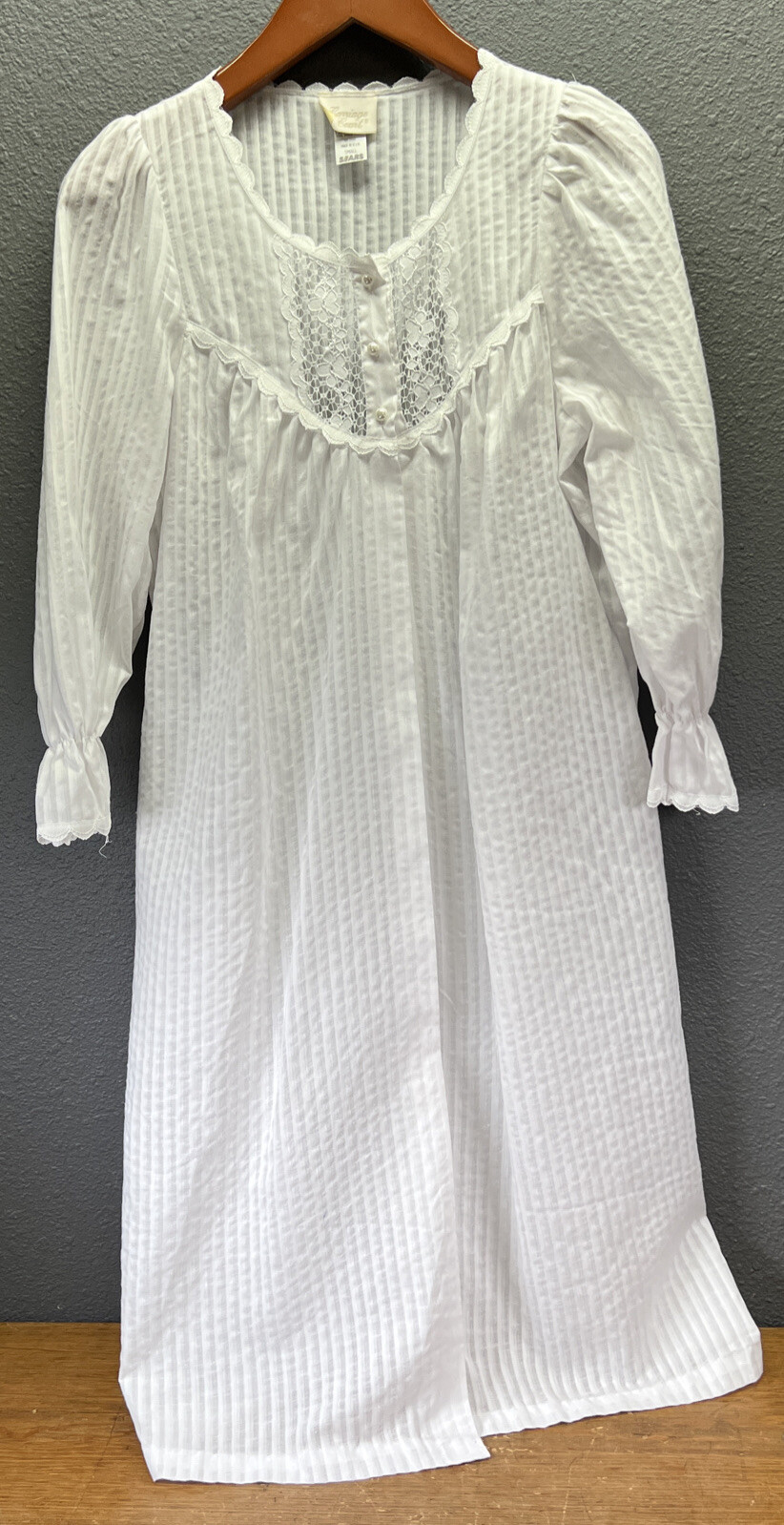 Vintage 90’s CARRIAGE COURT 100% Cotton White Lace Robe Women’s S