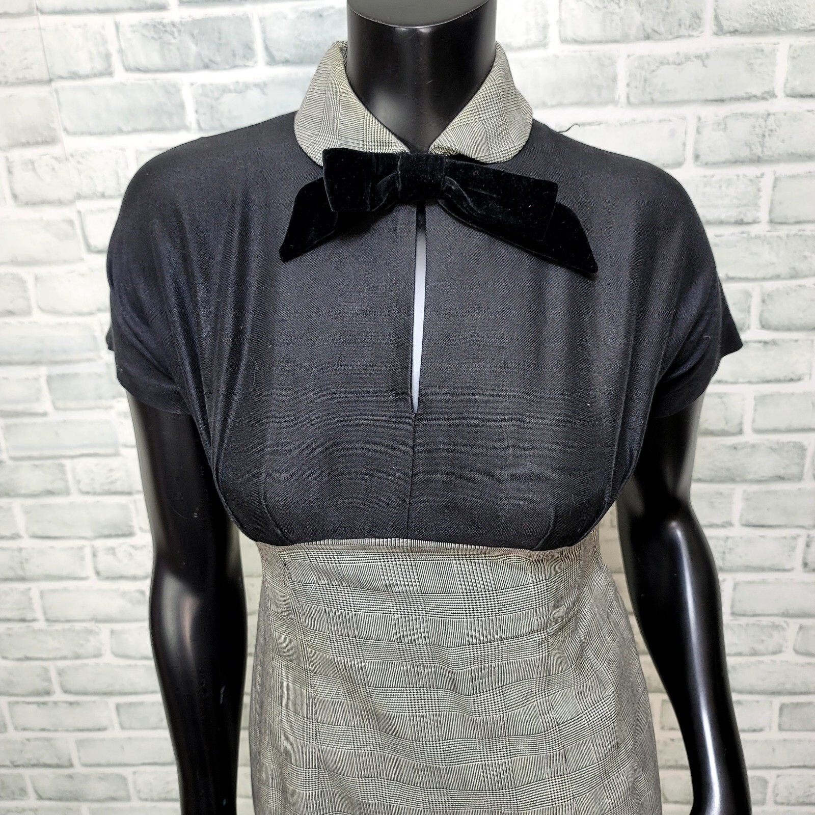 vintage 50s Pat Hartly Houndstooth Plaid Pencil Dress Bolero Set Keyhole Bow