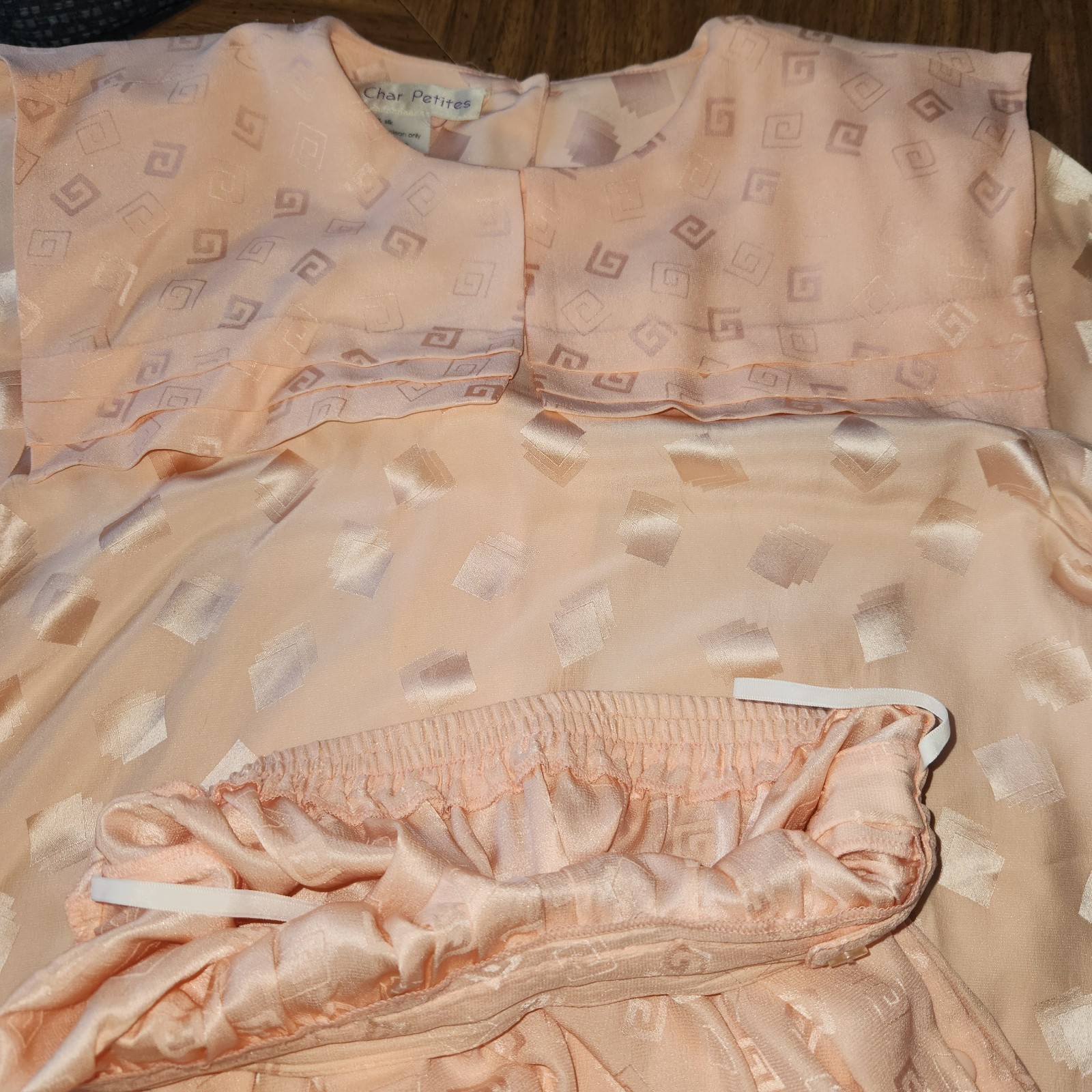 3 Piece Vtg 1980s Joanie Char Patterned Silk Shirt & Skirt Set Salmon Petite 10