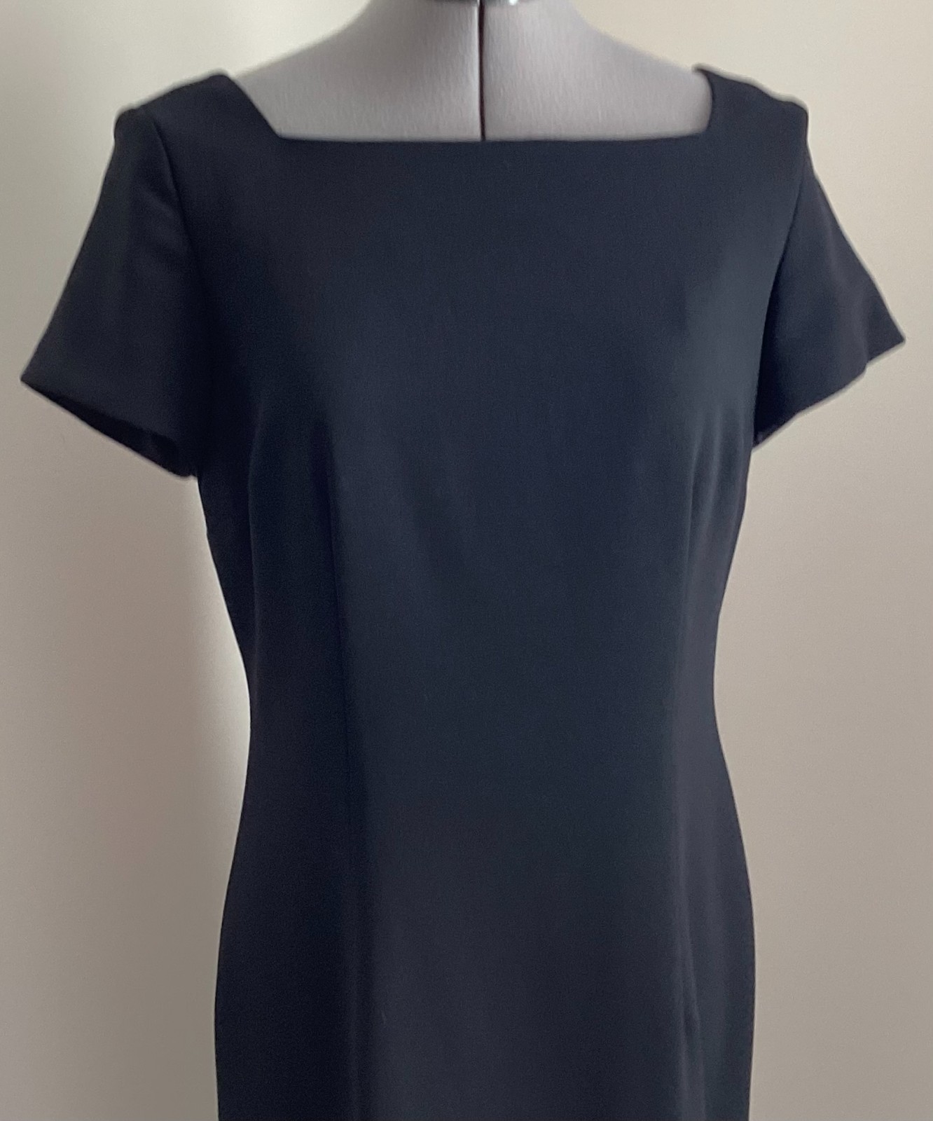 VTG David Warren black 8 sheath dress back zipper square neck line short sleeve