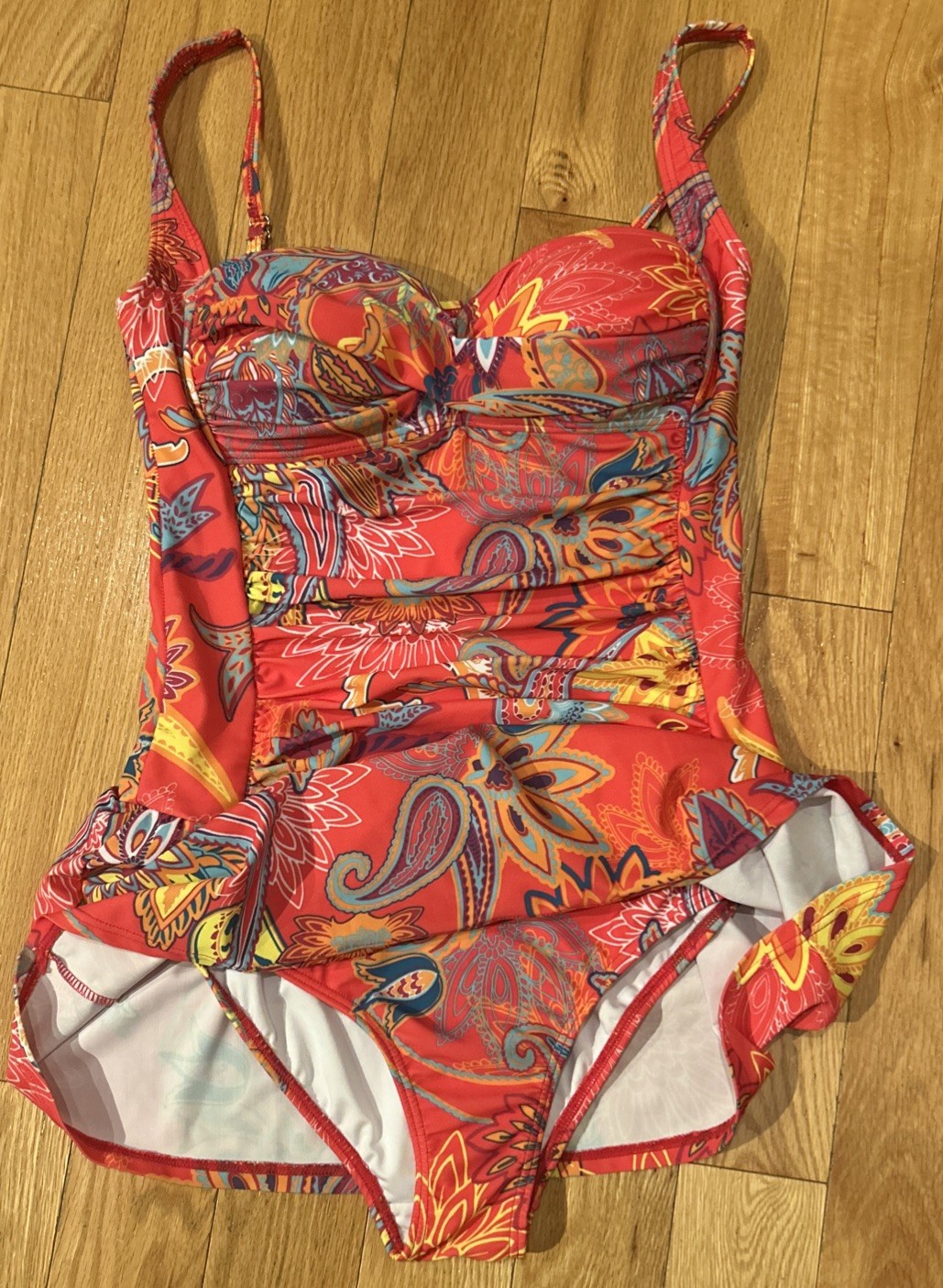 VENUS ONE PIECE SWIMSUIT! Cute Salmon Turquoise Colorful Great Tan Skirt Sz 12