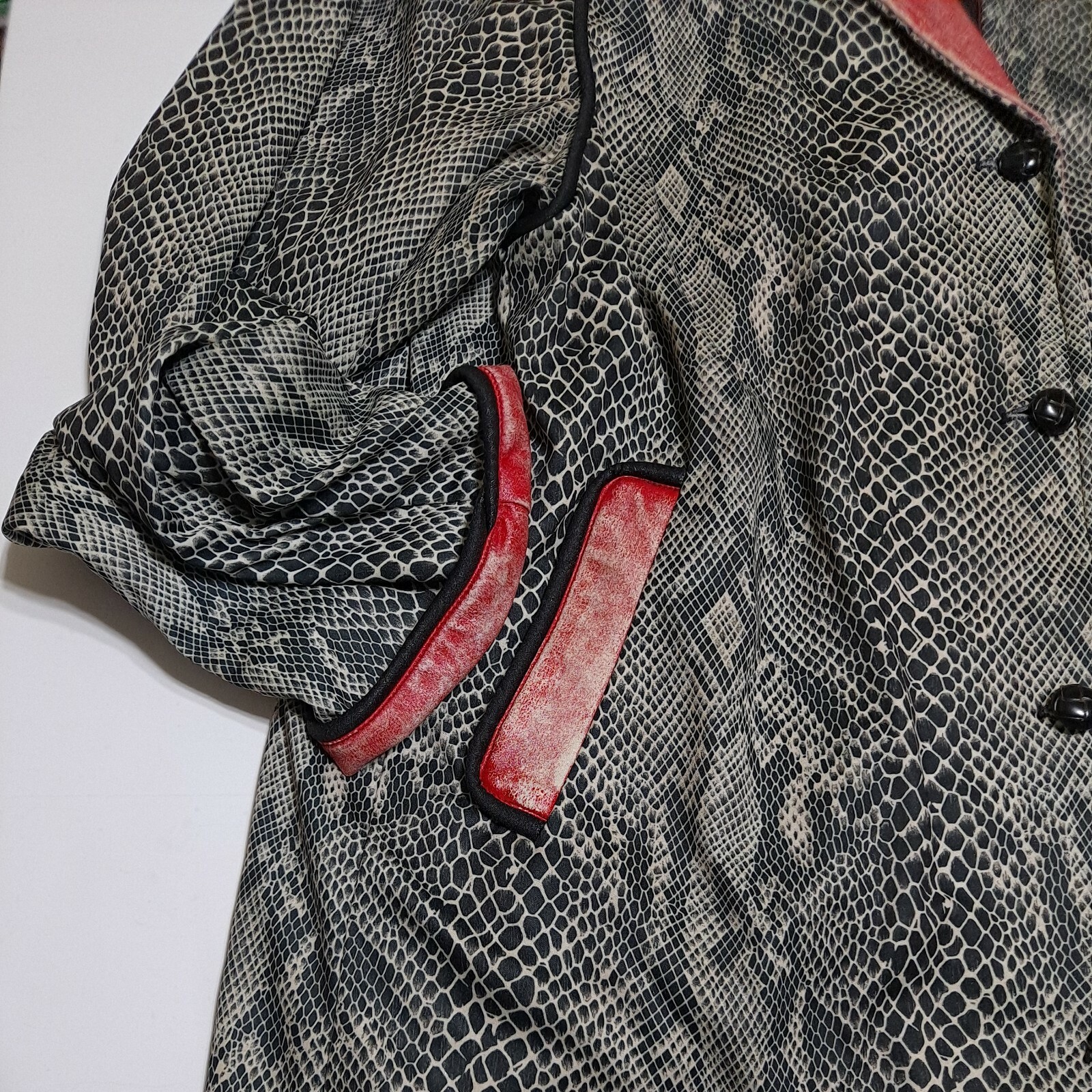 Vintage Marguerite Rubel San Francisco Polyester Jacket L Snake Skin Shoulder Pd