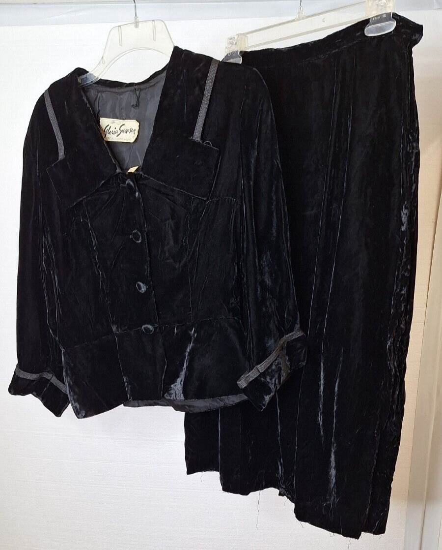Vintage Black Velvet Outfit Jacket/Skirt Gloria Swanson Forever Young 3/4 Sleeve