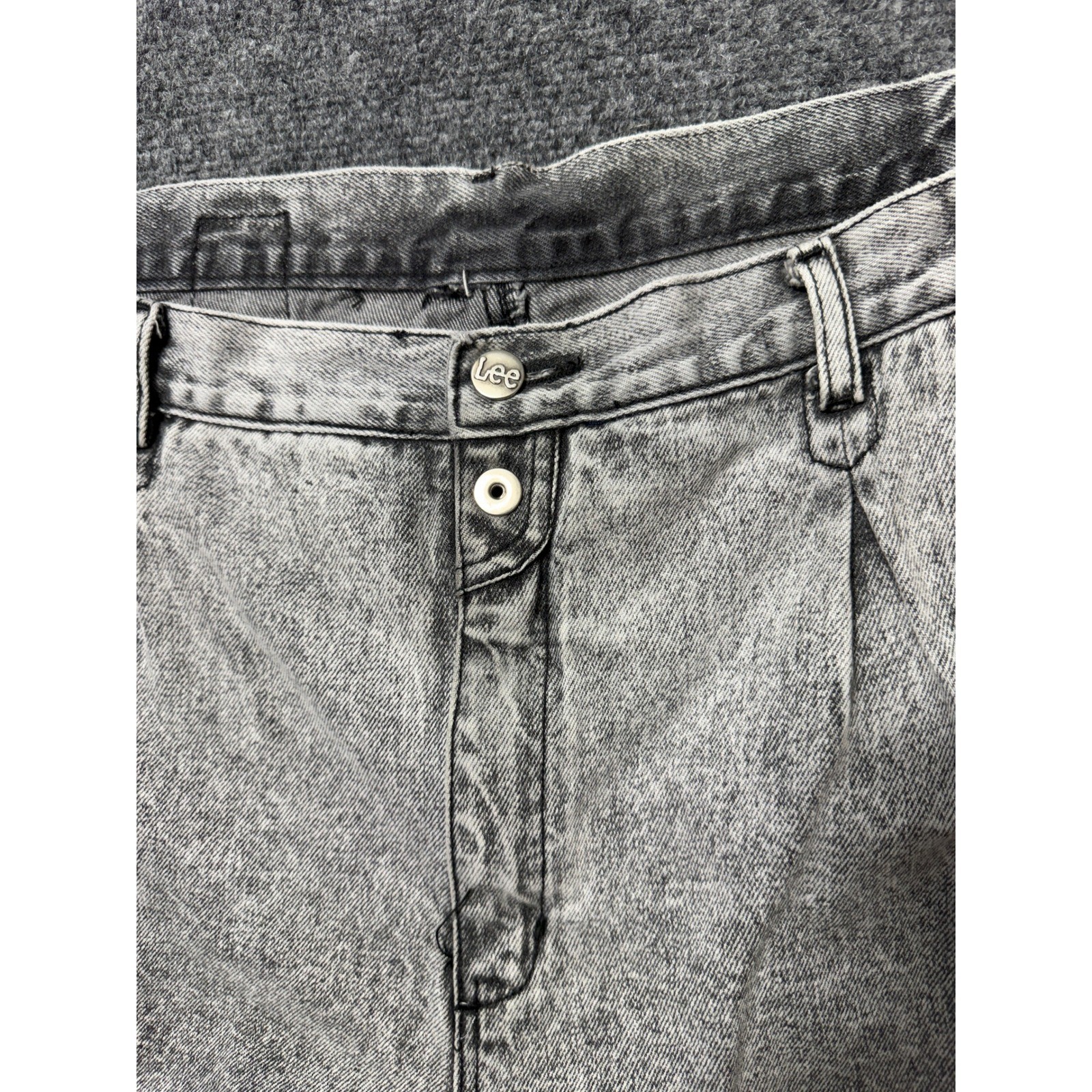 Vintage Lee Air Gear Acid Wash Gray Denim Shorts Womens 34 High Rise 90s Retro