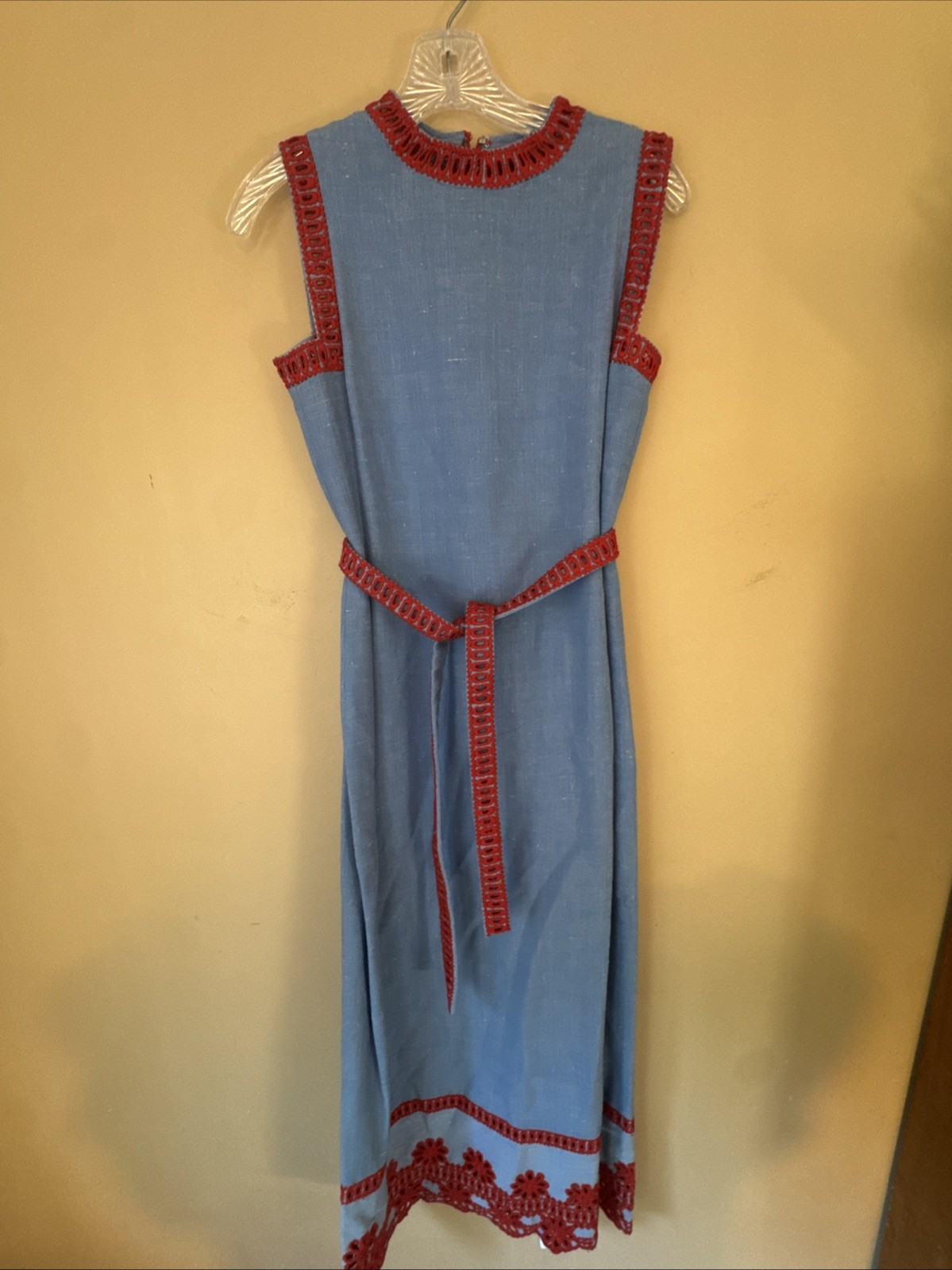 Pat Sandler for Pat’s Place Blue Chambray Dress Red Cutwork Embroidery Size 8