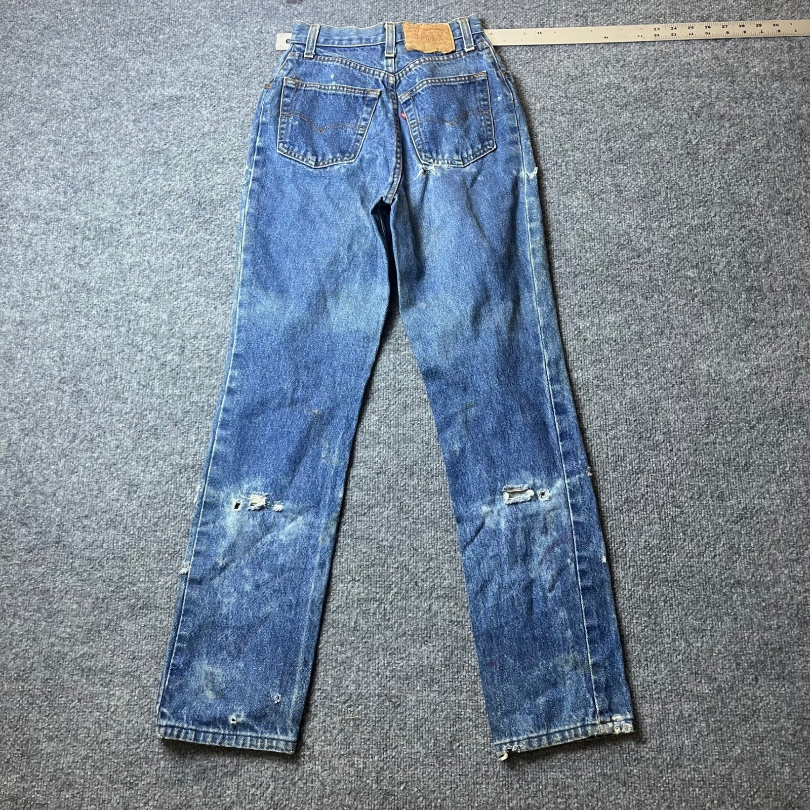 Levi’s Jeans Womens Size 22 Blue Distressed Straight Leg Denim USA Made 514 Fair