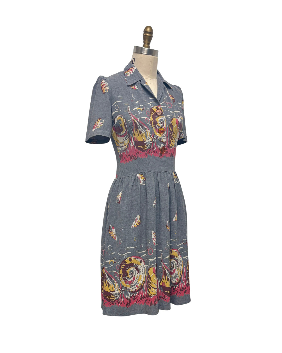 1930s GRAY SEASHELLS GABARDINE NOVELTY PRINT DRESS | 1930s NOVELTY DRESS