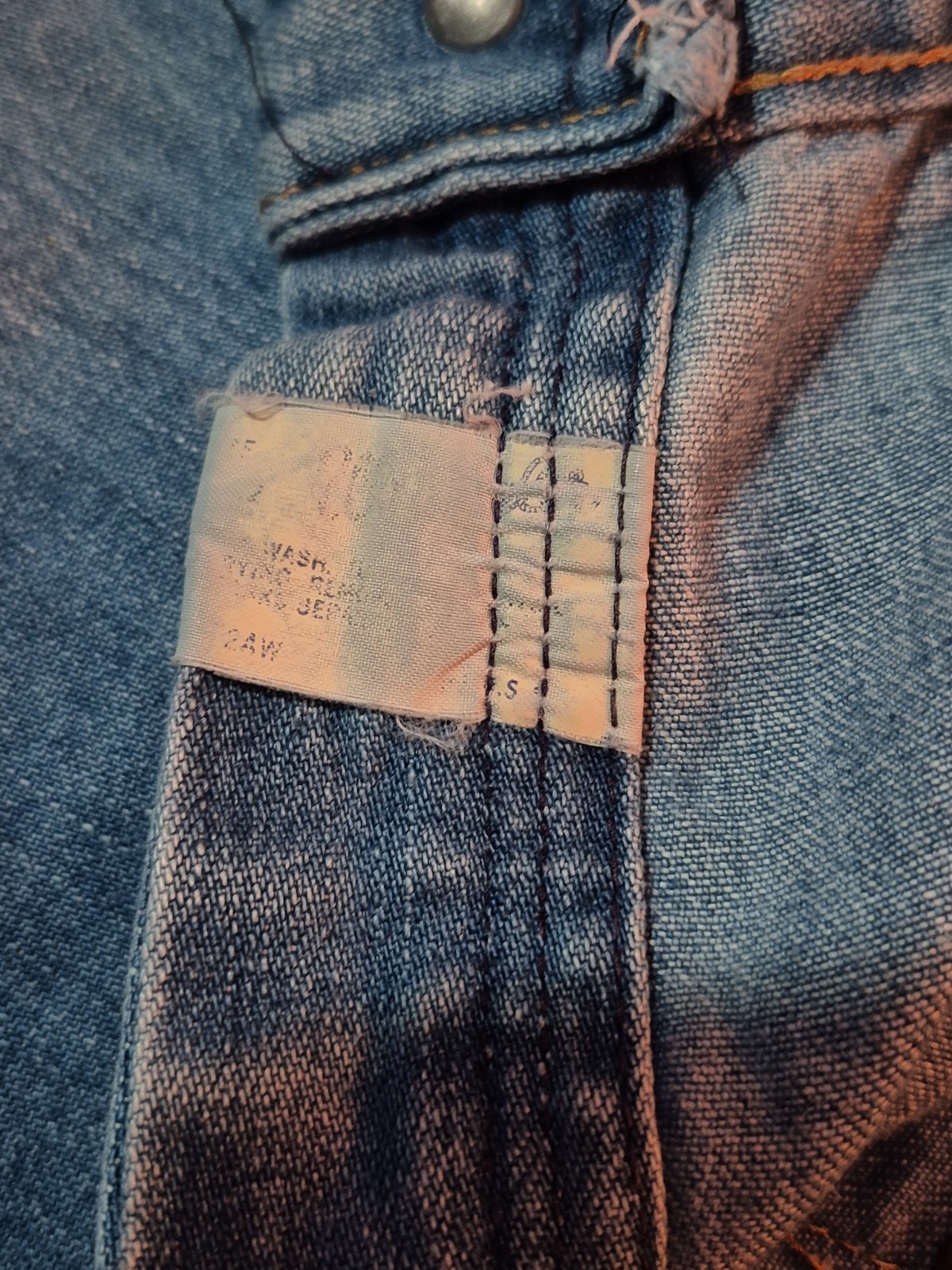 Vtg Wrangler Women’s High Rise Bell Bottoms Blue Jeans 24″? Waist-Stains-READ*