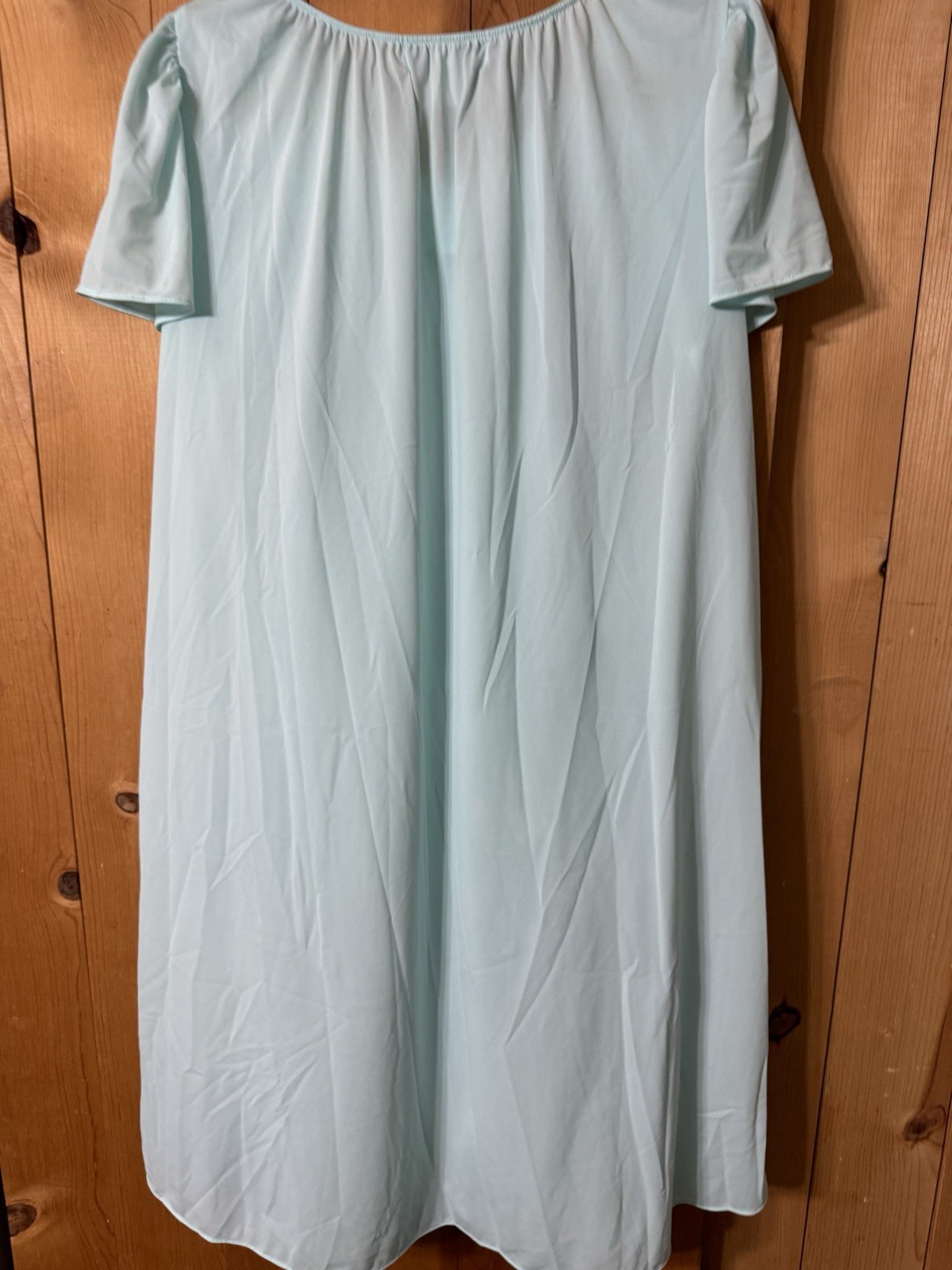 VTG Miss Elaine Sea-foam Green BUTTER SOFT Nylon Nightgown Women’s Medium NWOT