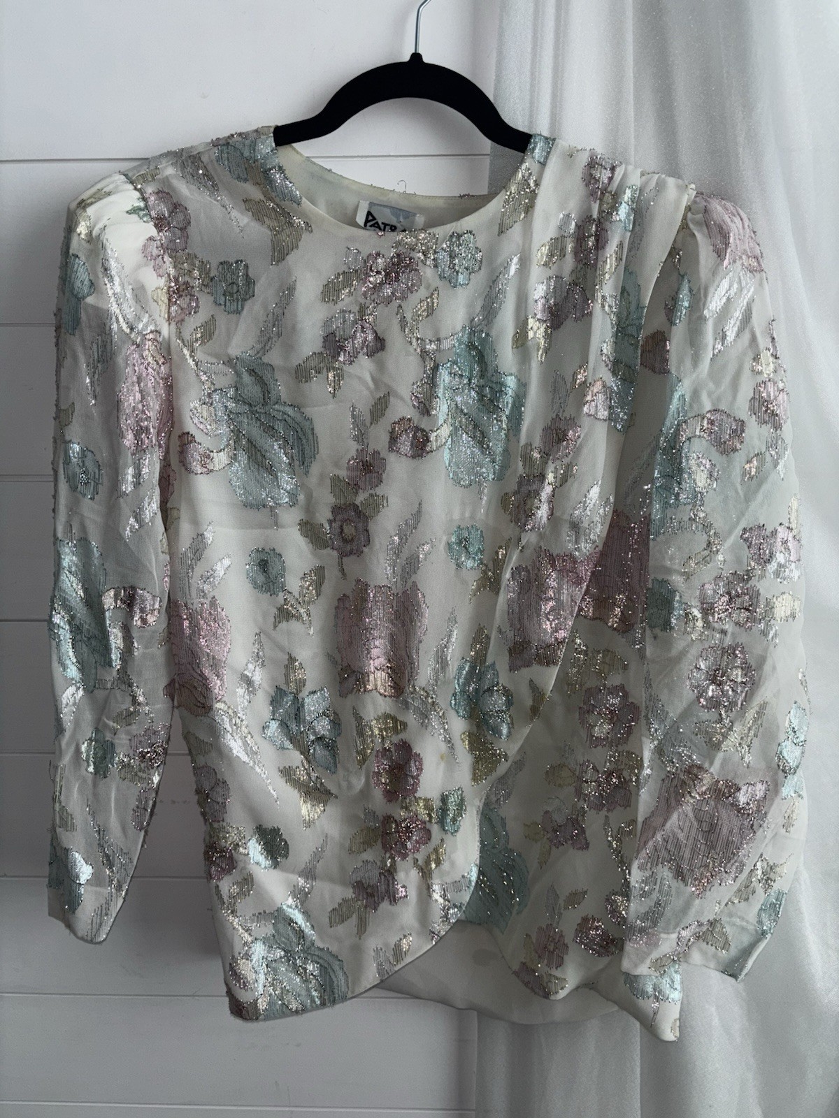 Vintage Patra women’s Dressy wrap Blouse floral metallic shoulder pads size 12