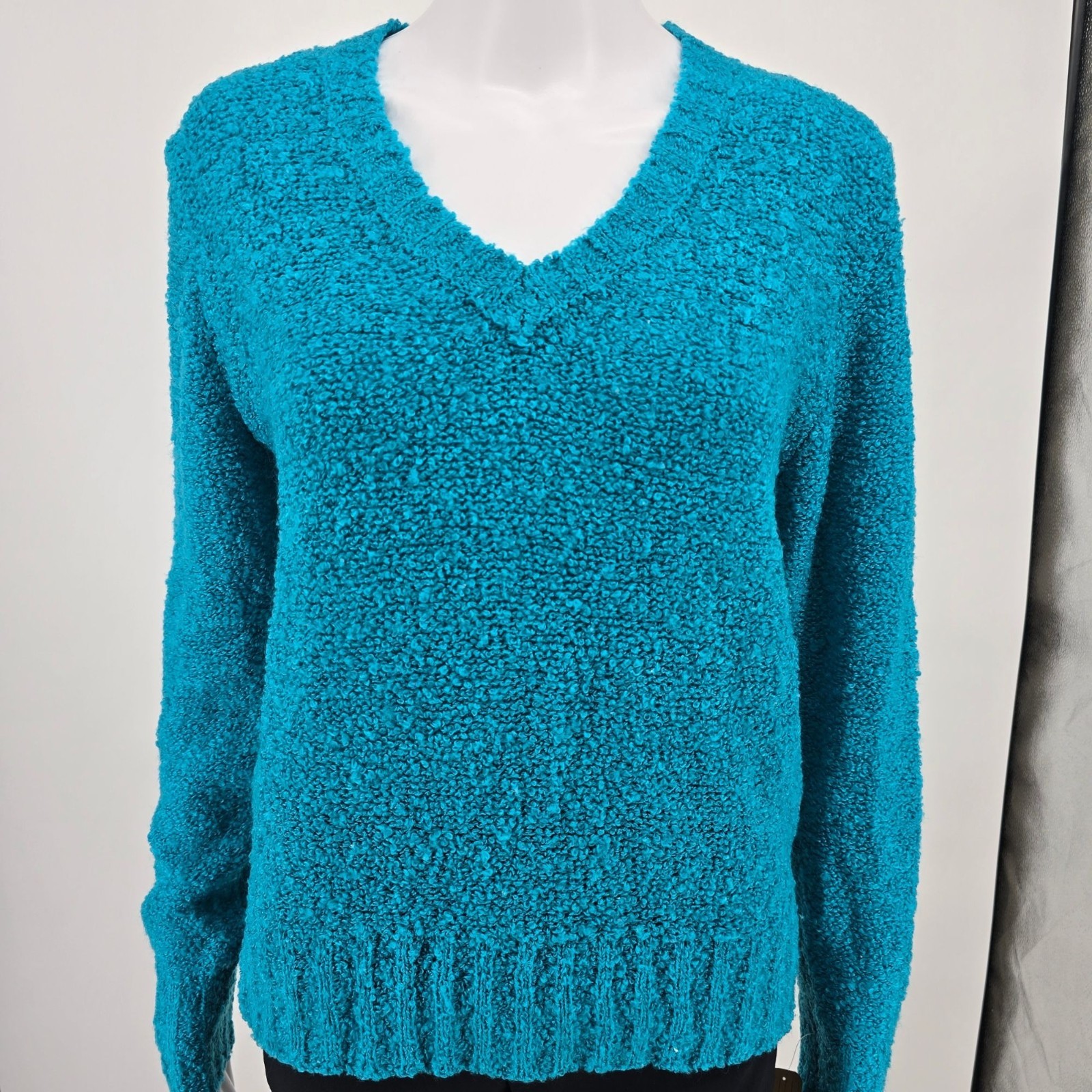 Vintage 1980s Blinkers Women’s Teal Boucle Popcorn Knit V-Neck Sweater (M)