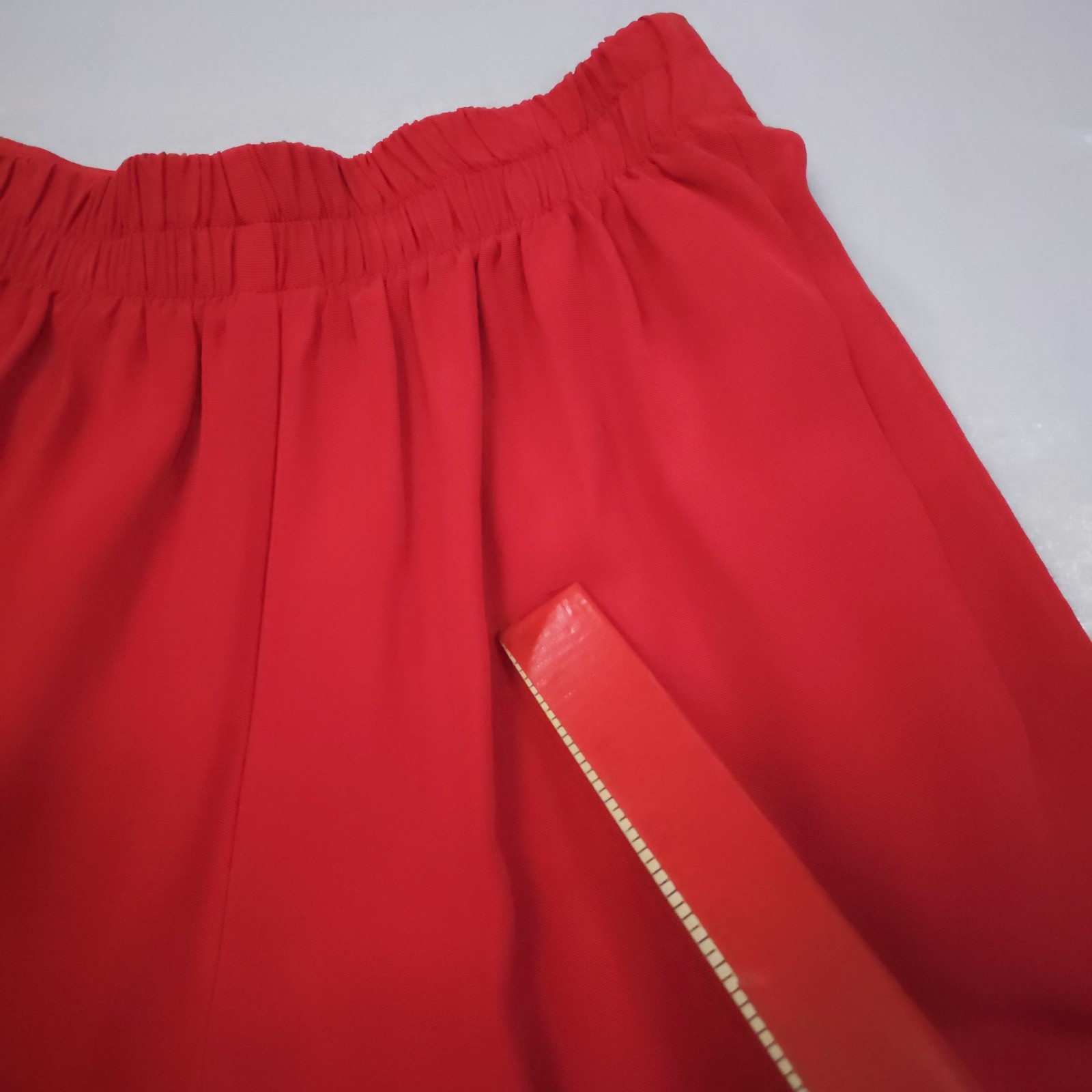 Vtg Red Flowy Shorts Rayon USA Sm/Med Pleated 1980s Fairy Glam Classic Stretch