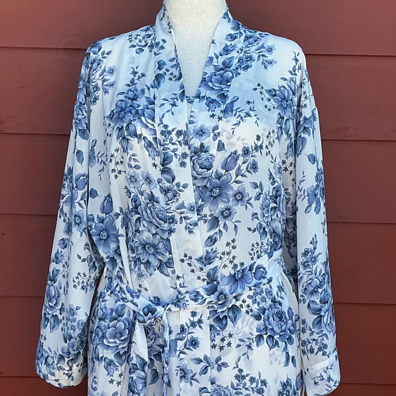 Victoria’s Secret Gold Label Blue White Floral Maxi Robe Slip Set Cottagecore