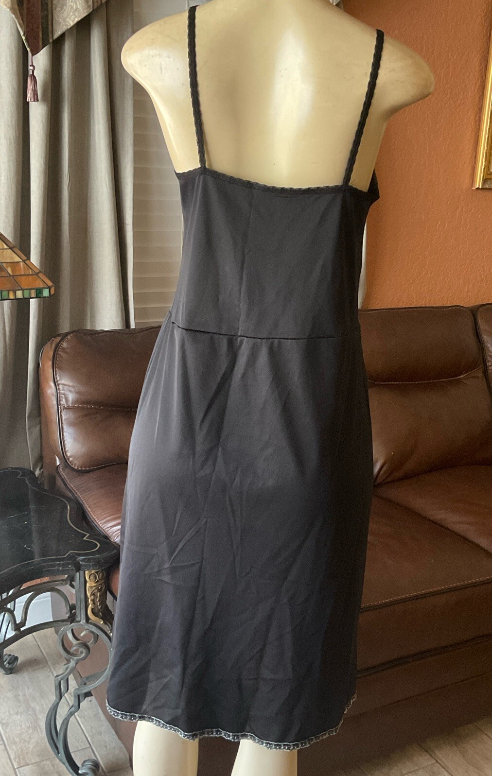 VINTAGE ST MICHAEL BLACK NYLON BLEND W/FANCY HEMN NIGHT GOWN LINGERIE 34 UK 8hc