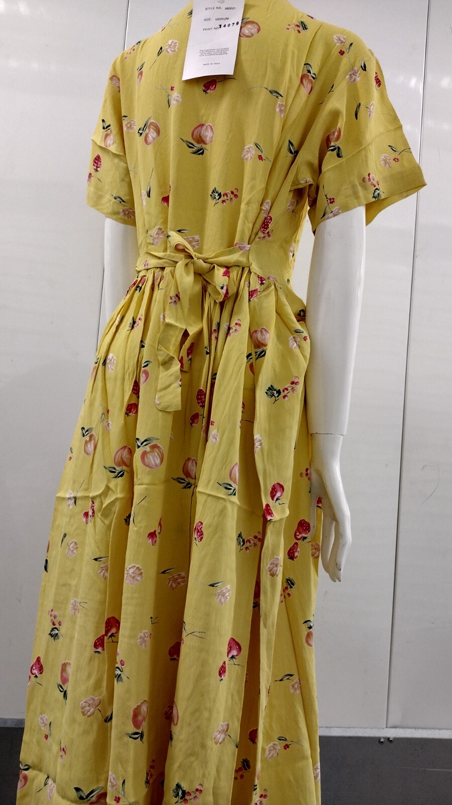 90s Rayon Yellow Dress Granny Apples Strawberry Print Country Easter Spring M