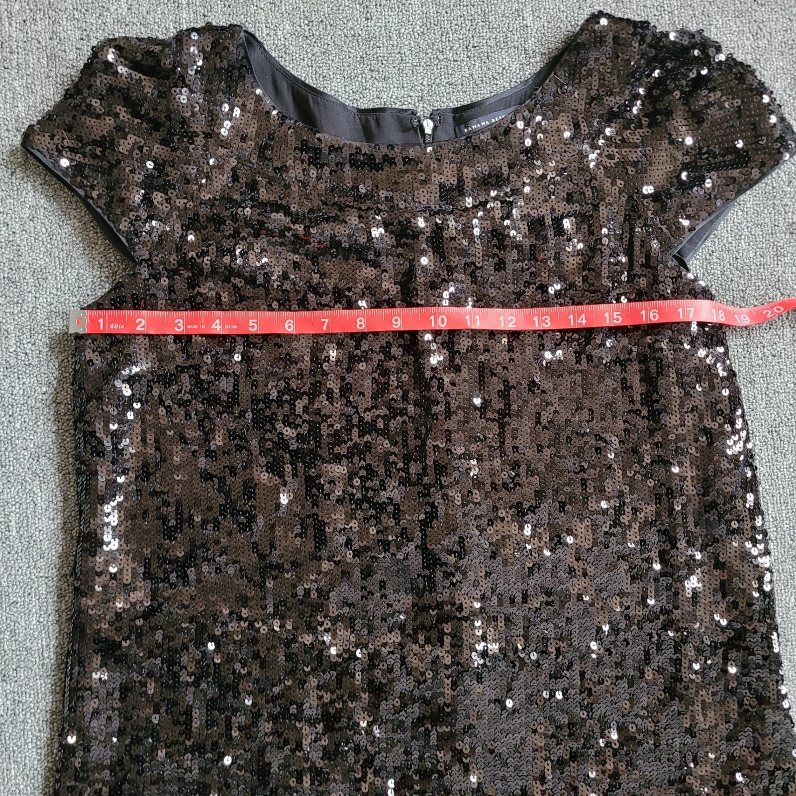 Vintage y2k Banana Republic black sequin cocktail shift dress 100% silk glam