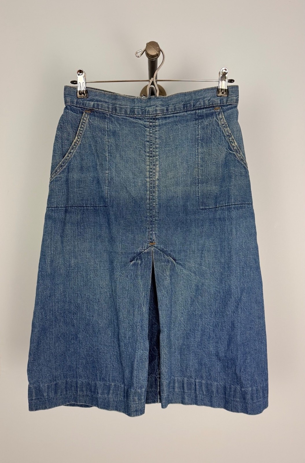 Vintage 70s Levi’s L Denim Midi Skirt Orange Tab Script Ribbon Tag 28″ Waist