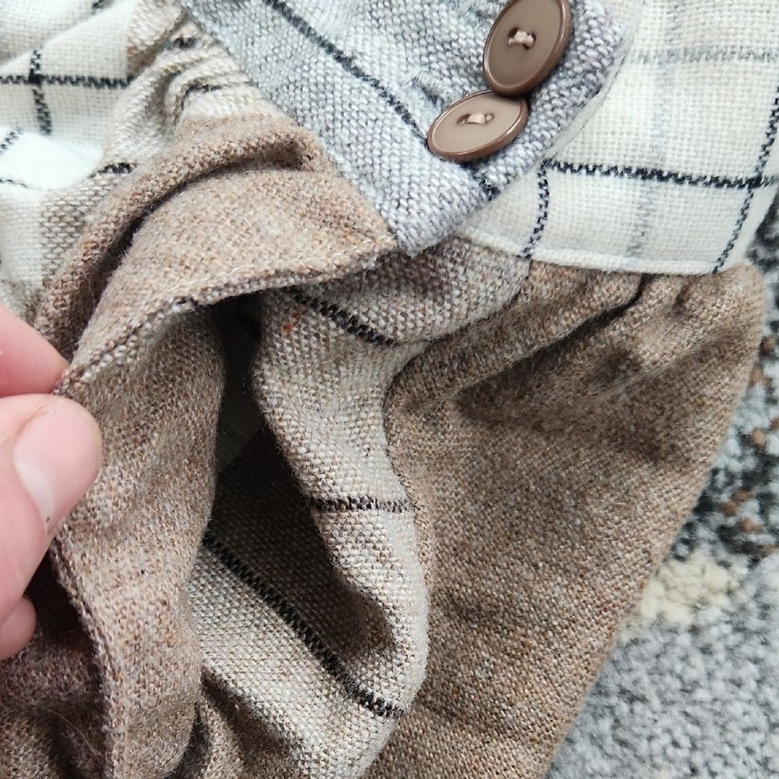 Vintage T.R. Bentley Wool Blend A-Line Plaid Skirt Tan Gray