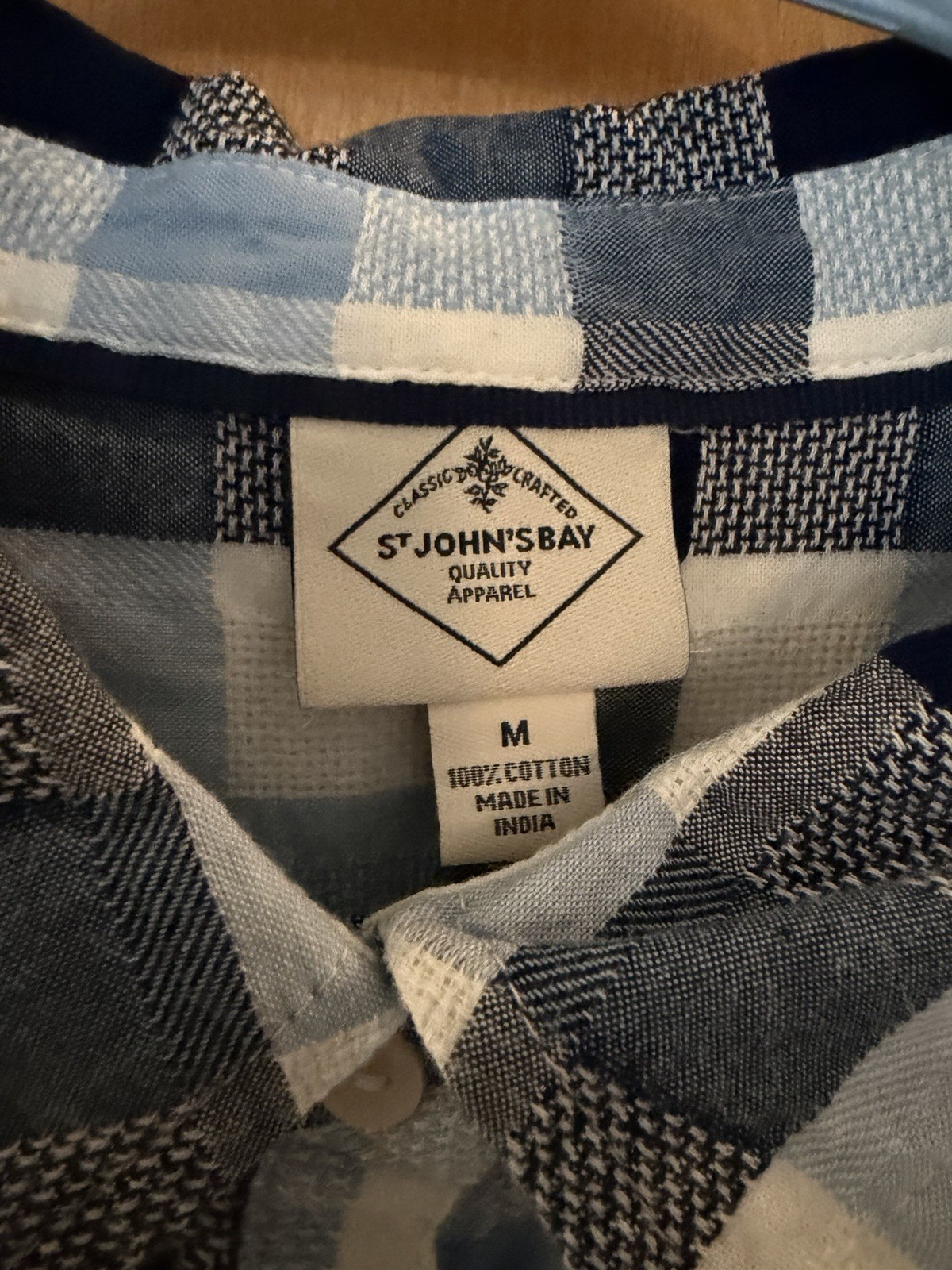 St. John’s Bay Blue Plaid Button-Up Shirt Medium 100% Cotton