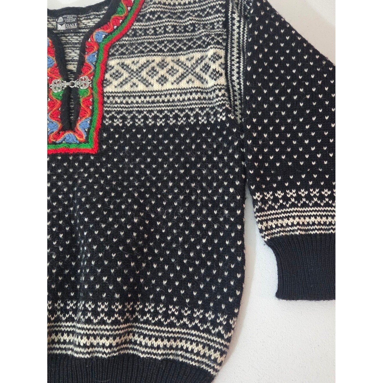 Vintage Dale Of Norway Women’s L 44 Black Wool Sweater Nordic Setesdal Lusekofte