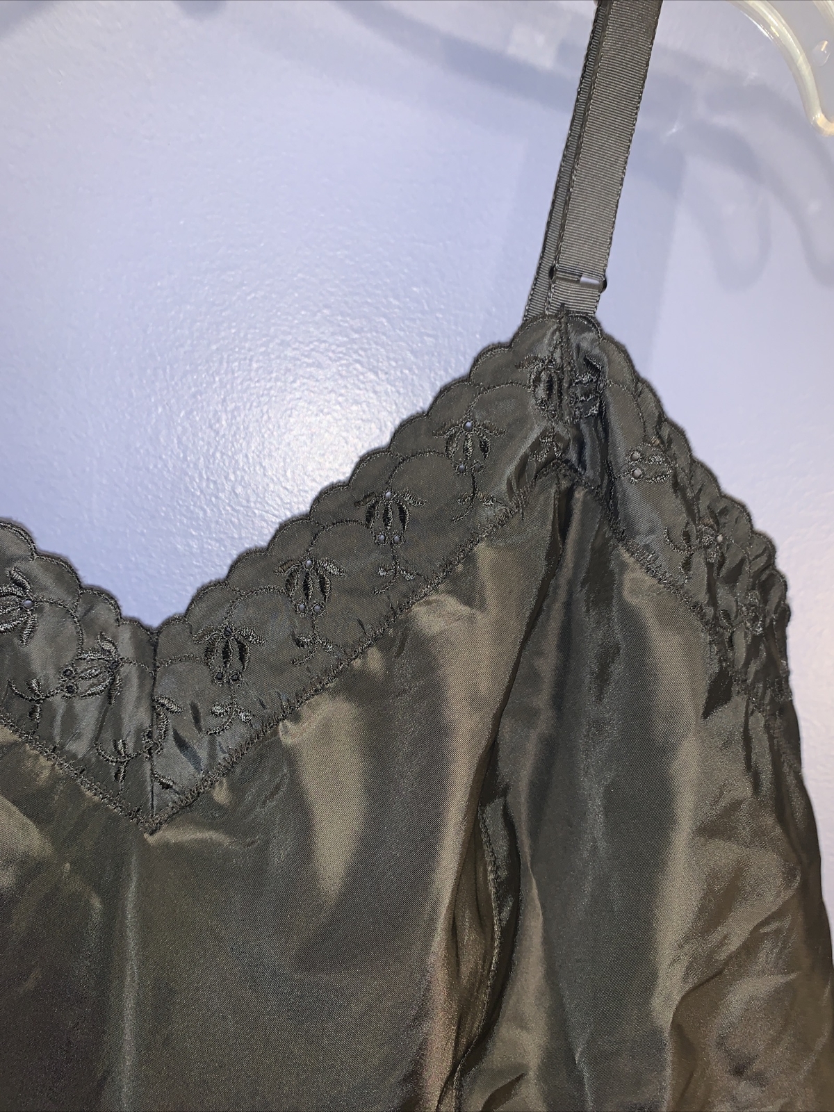 Vintage Barbizon Slip Ariel black Tafredda, size 14 Talon Zip Excellent