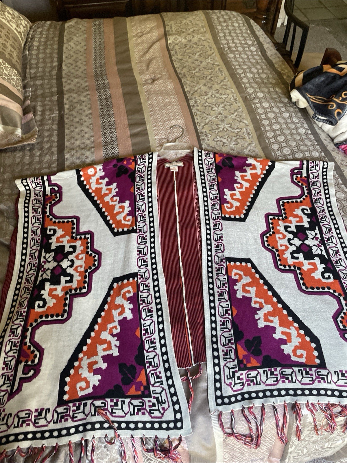 Vintage Flying Tomato Cardigan /Poncho￼