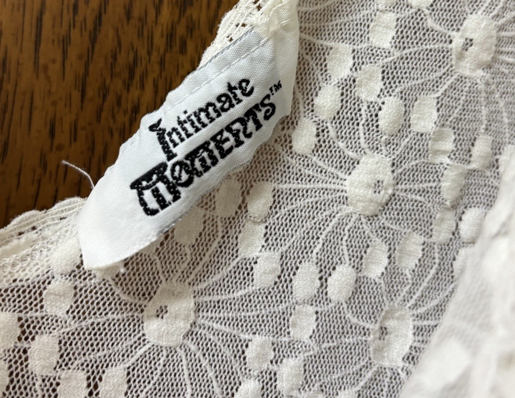 Vintage Intimate Moments White Lace Bodice & Nylon Nightgown Lingerie Medium