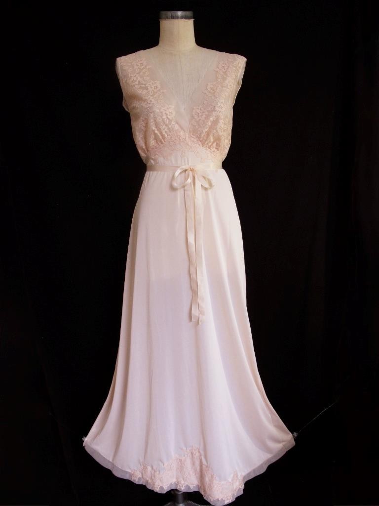Vintage 50s Van Raalte Petalskin Long Nigntgown L Lace Chiffon Trim Petal Pink