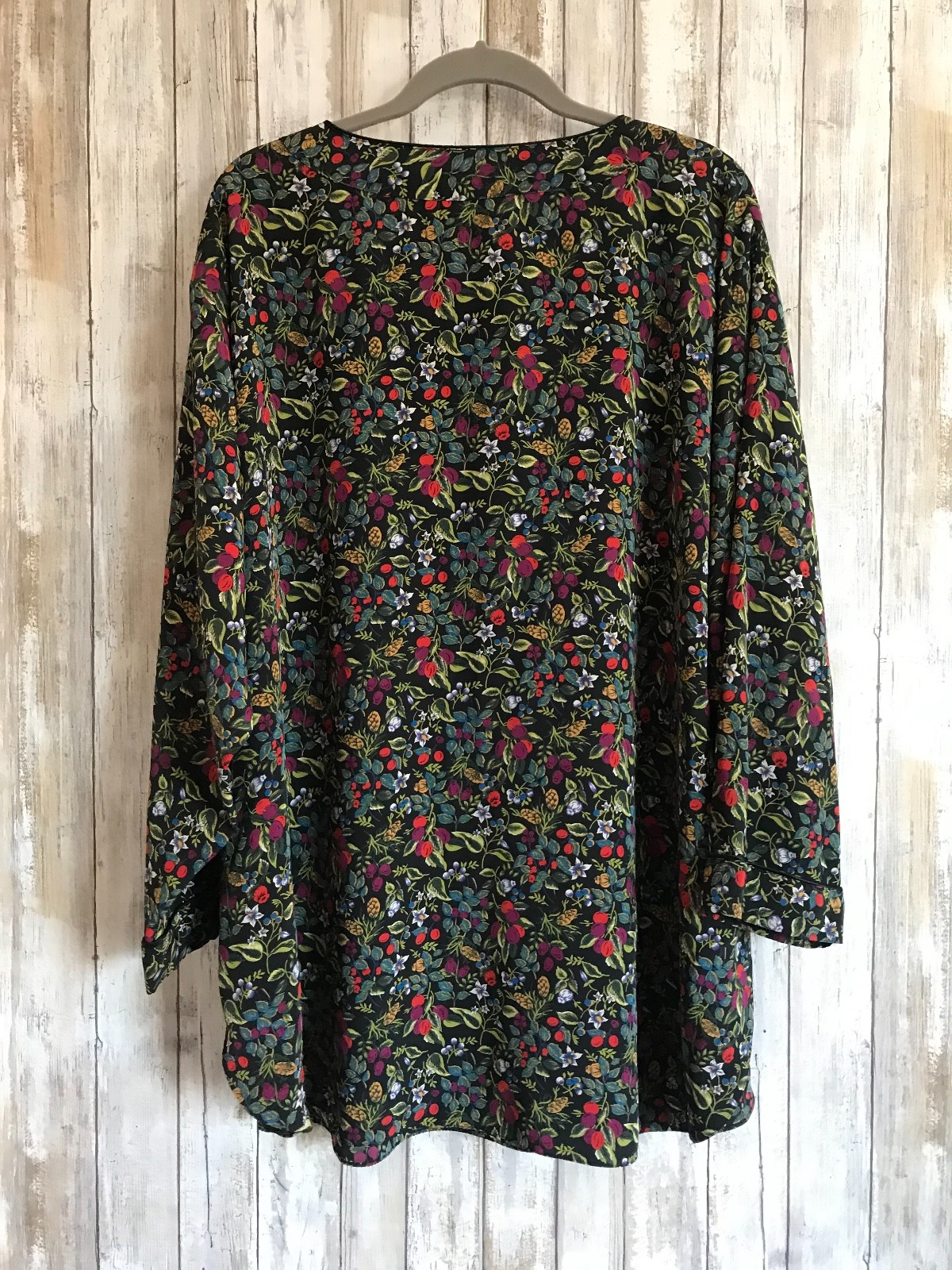 VINTAGE Floral Berry 1/4 Button Down Top Tunic Flowy M L XL