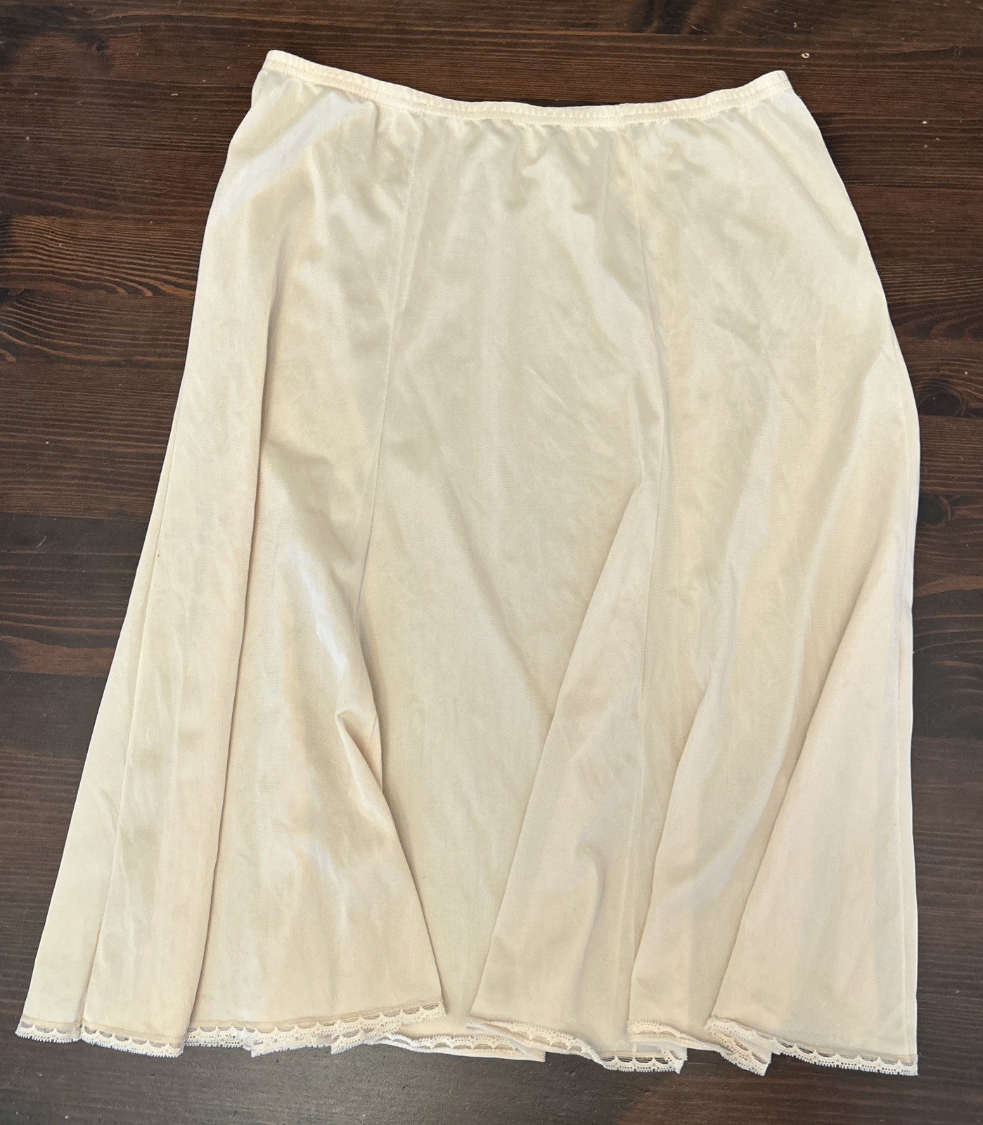 Vanity Fair Vintage Tan Taupe Half Slip A-Line Lace Trim Medium Nylon USA Beige