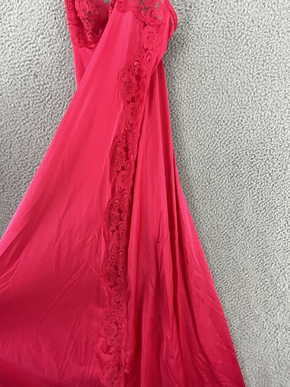 Miss Elaine Slip Womens L Red Lace Nylon Long Nightgown Spaghetti Straps USA