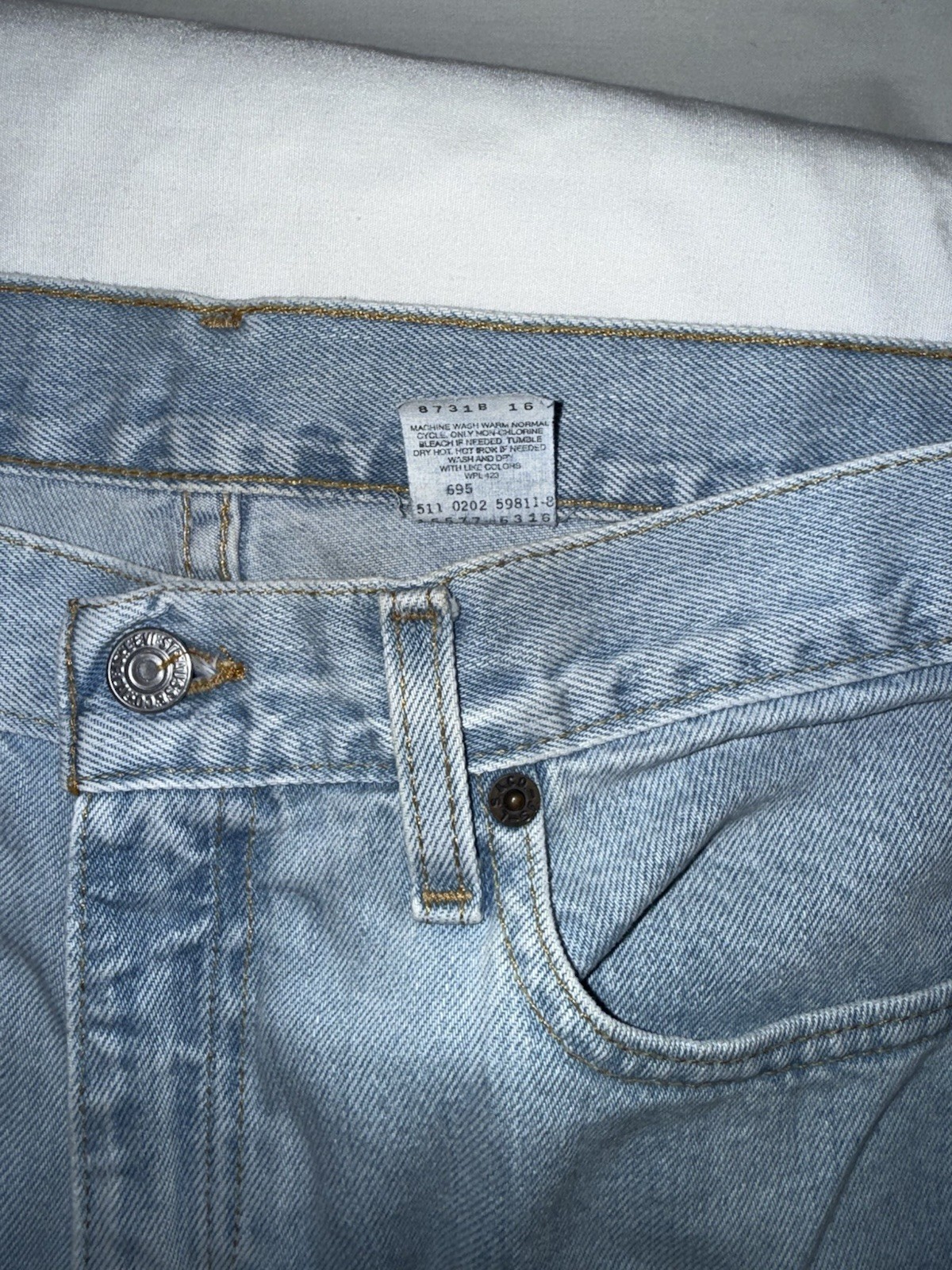 VTG Levi’s 577 Jeans Womens 8M Loose Fit Low Mid Rise Light Wash Denim 30×30 Y2K