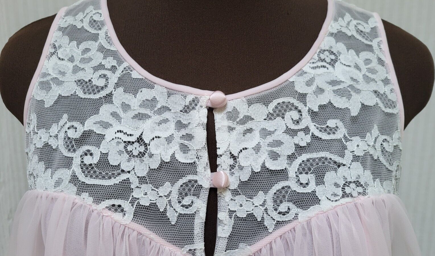 Vintage KOMAR Pink CHIFFON & LACE Babydoll Sissy Nightgown – Size S – EUC