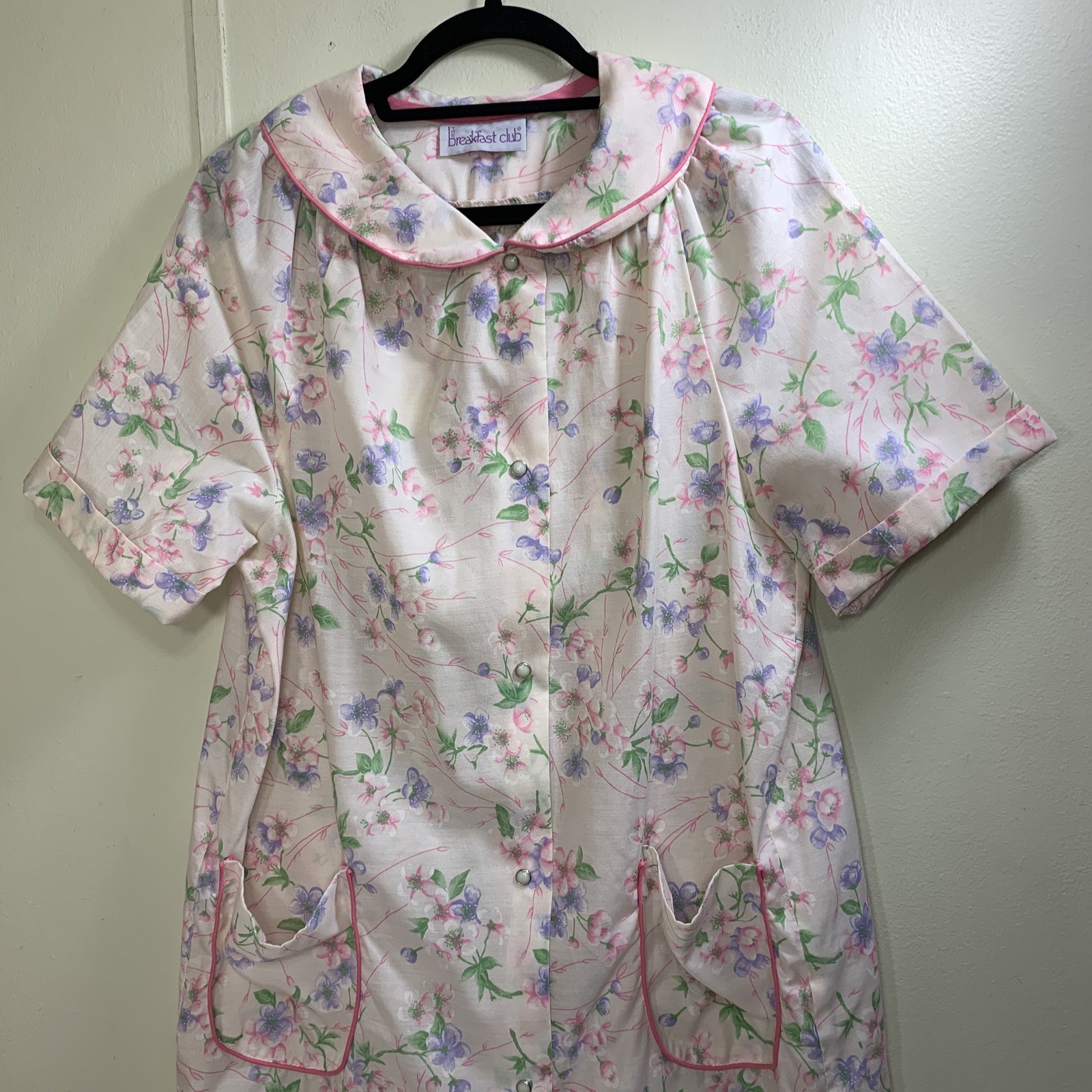 Vintage Women’s Robe Snap Front Duster Size Medium House Dress Lounger Pockets