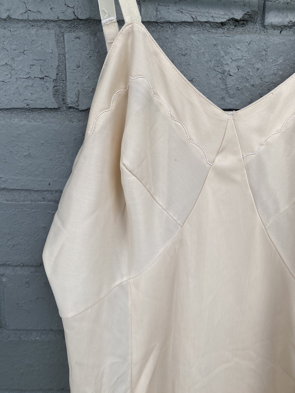 Vintage Sears The doesnt Slip, Slip Sheer Nightgown Fortrel Polyester 34 Short