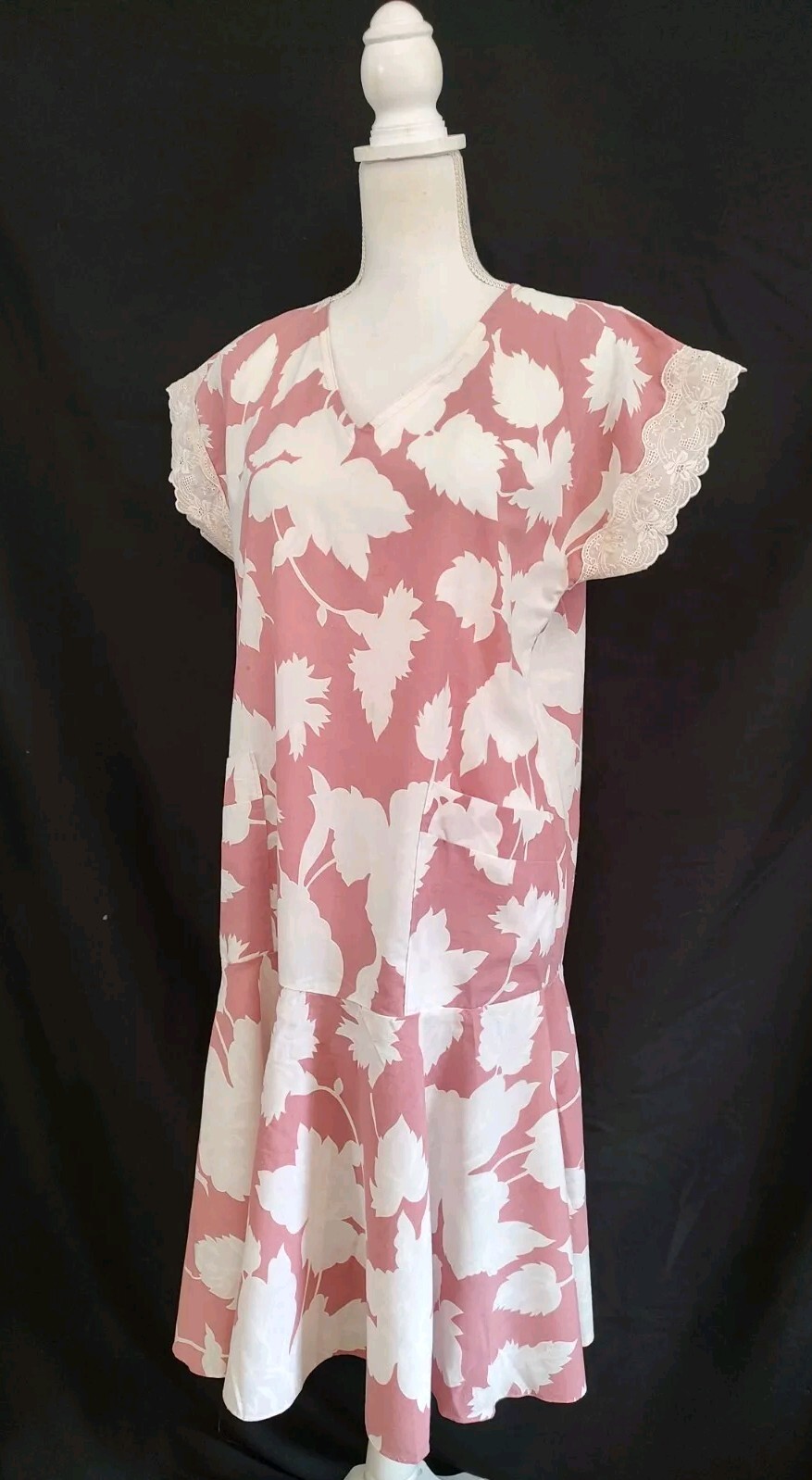 80’s Vintage Dress Rose Pink & White Drop Waist Day V Neck Ruffle Hemline Sz M