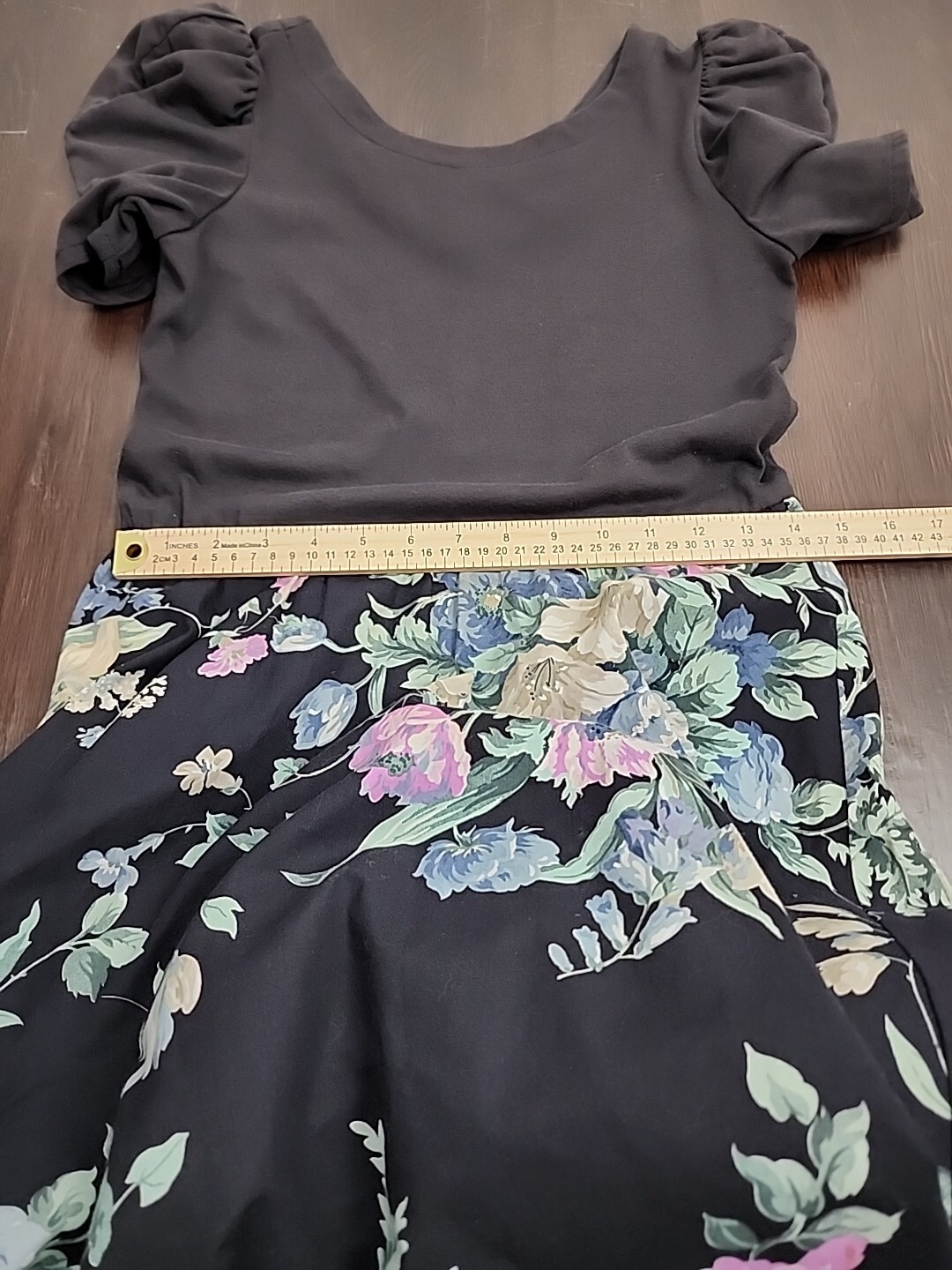 Vintage 80s 90s Dress Fit Flare Ashley Floral Print on Black Puff Sleeve 7/M