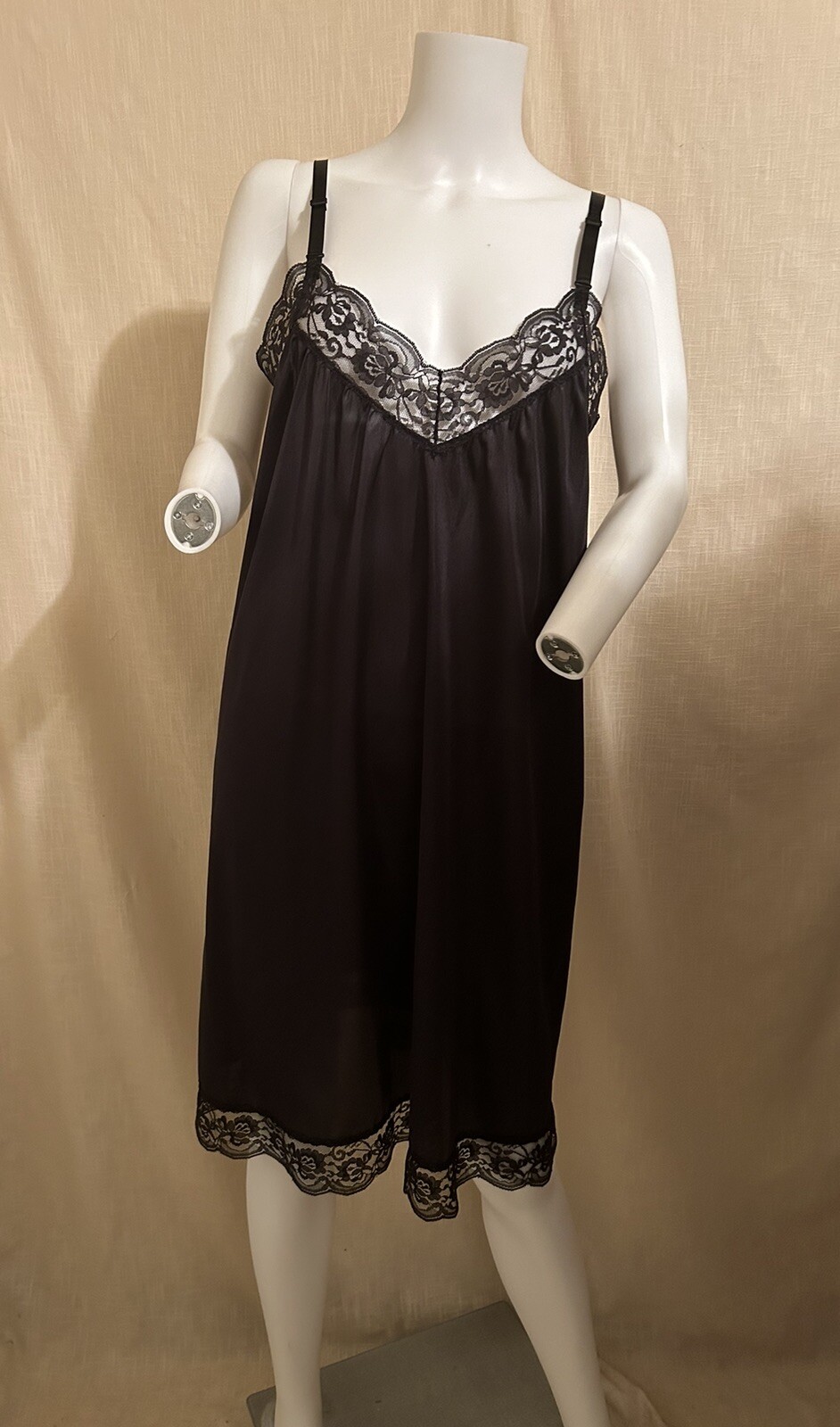 Vtg. 1970s Dawn To Dusk Nylon Baby Doll Nighty/Slip Dress Sz.M Black