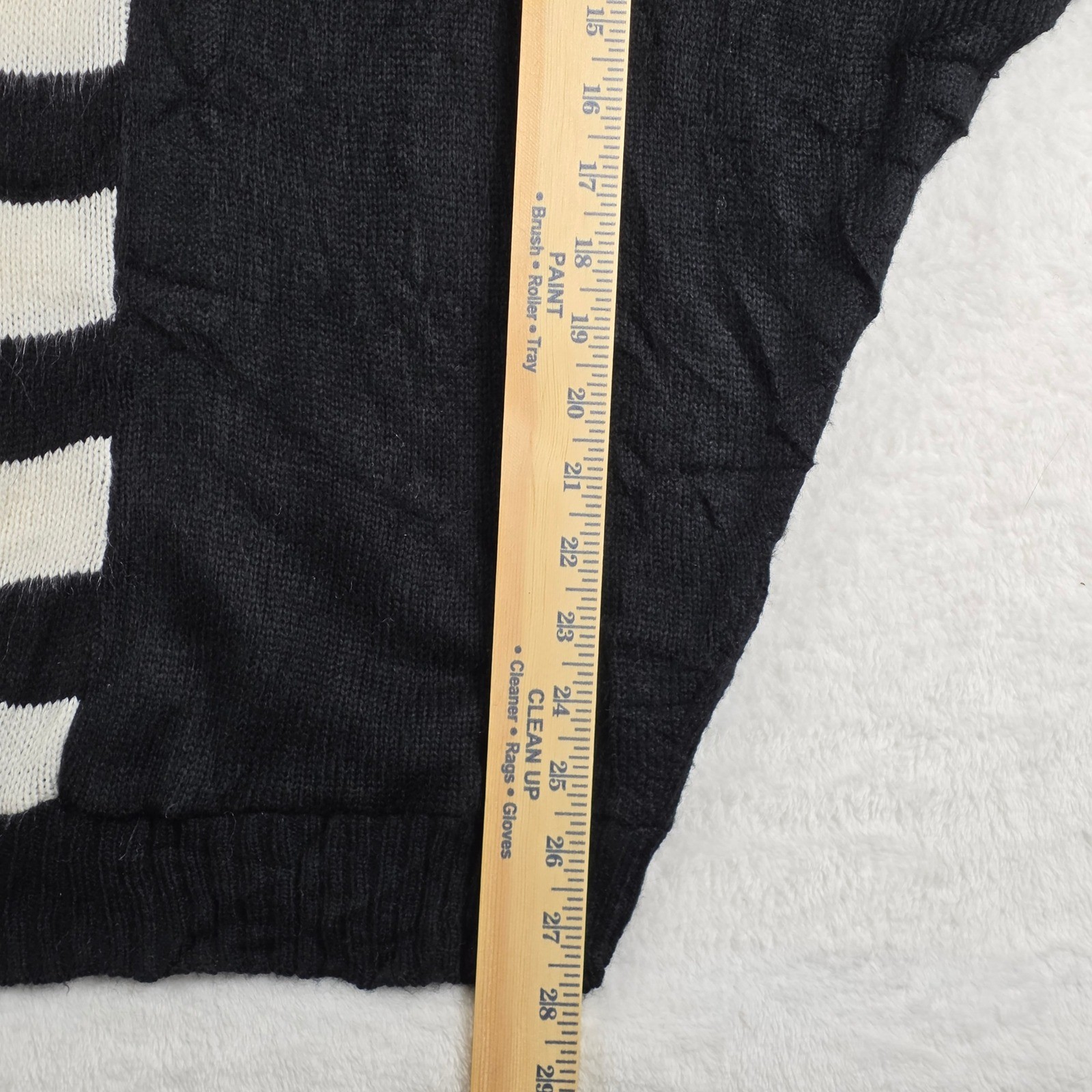 Teasers Knit Sweater Womens One Size Black White Striped Split Batwing Vintage