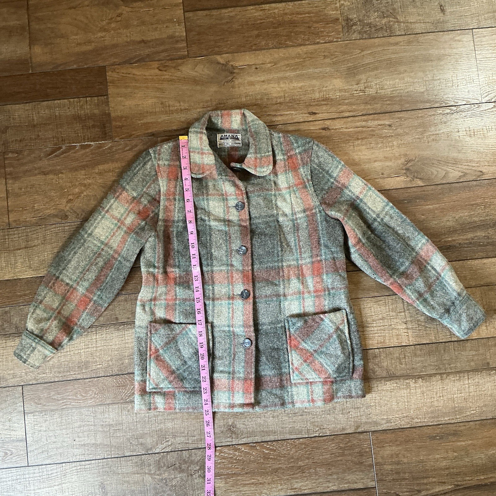 VINTAGE Amana Woolen Mill Wool Plaid Jacket Size Small Since 1845 Iowa USA #286