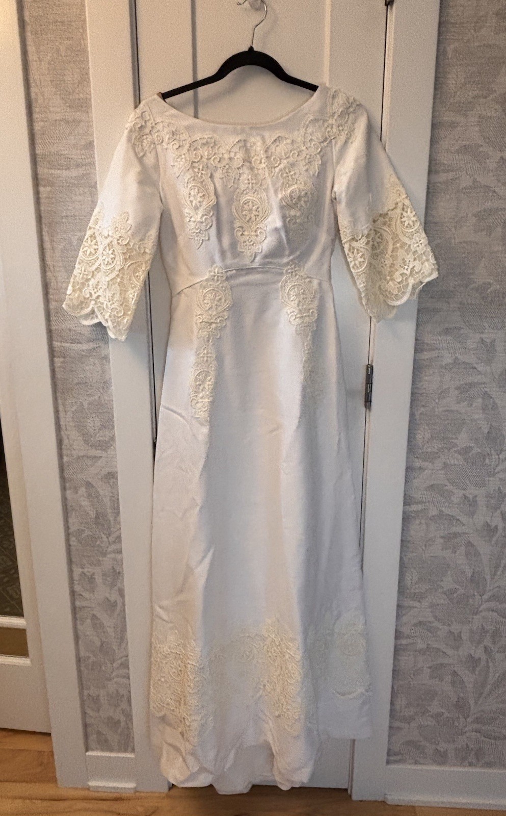 Vintage White Dress Gown Linen Lace Small Bell Sleeve Boho 70s Alfred Angelo
