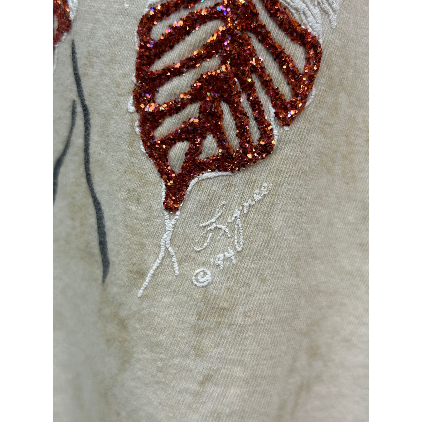 Lynée Apparel T-Shirt Womens OS Tan Vintage 1994 Southwestern Dreamcatcher Bear