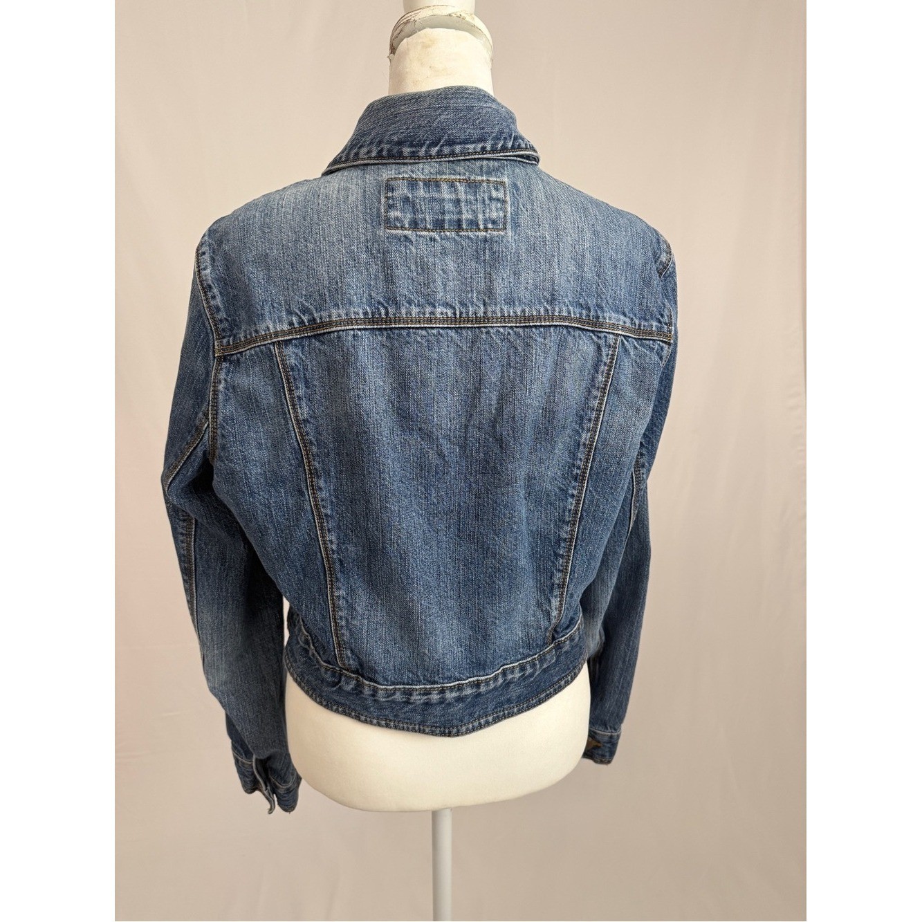 Gap 1969 Denim Jacket Saddle Wash Blue Trucker No Flap Pockets