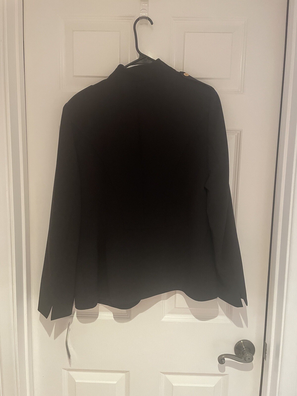 Tahari Arthur S. Levine 2 piece garment, blazer and pants. Size 10. Color black.