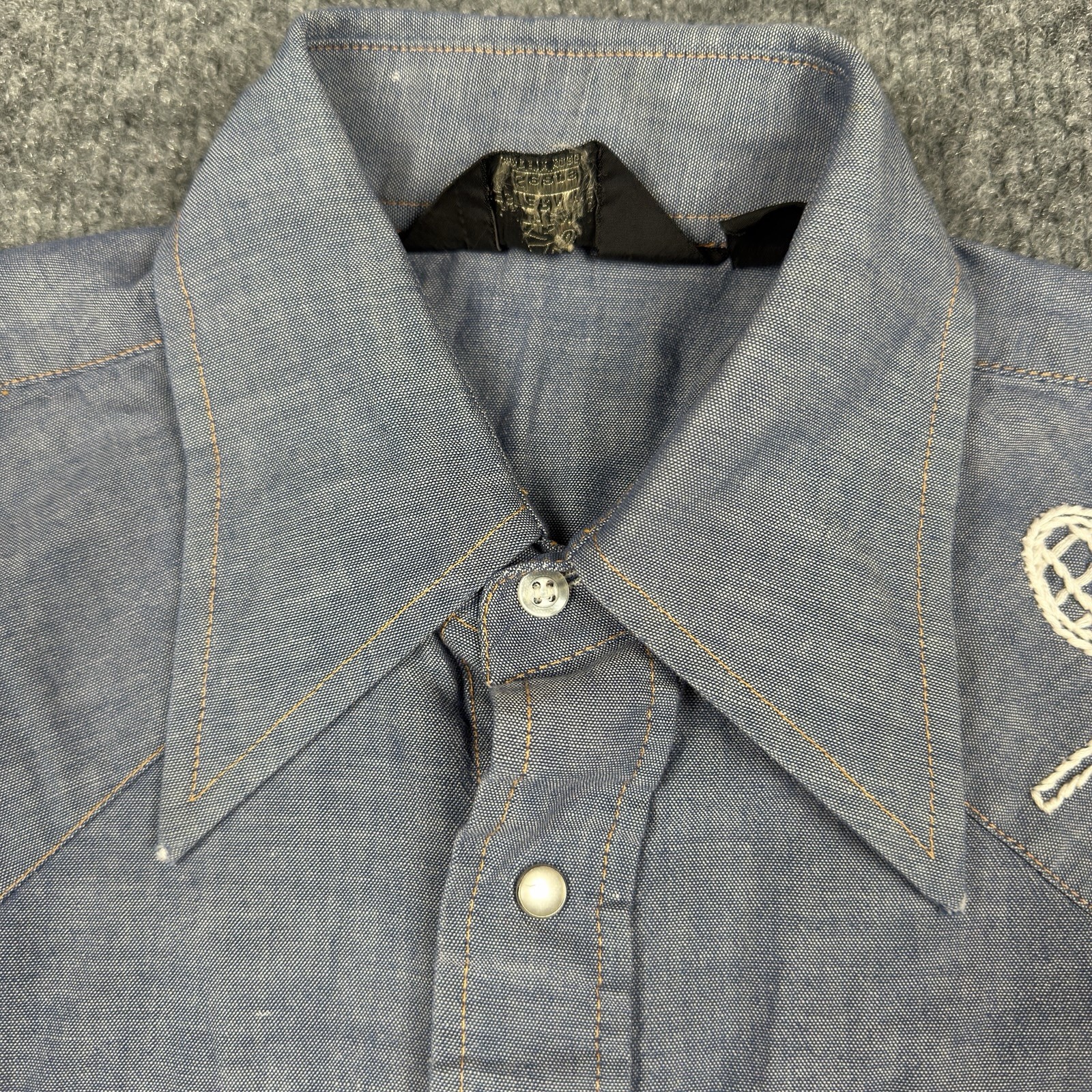 VTG 70s Sears Western Wear Pearl Snap Shirt Womens M Blue Chambray Embroidered