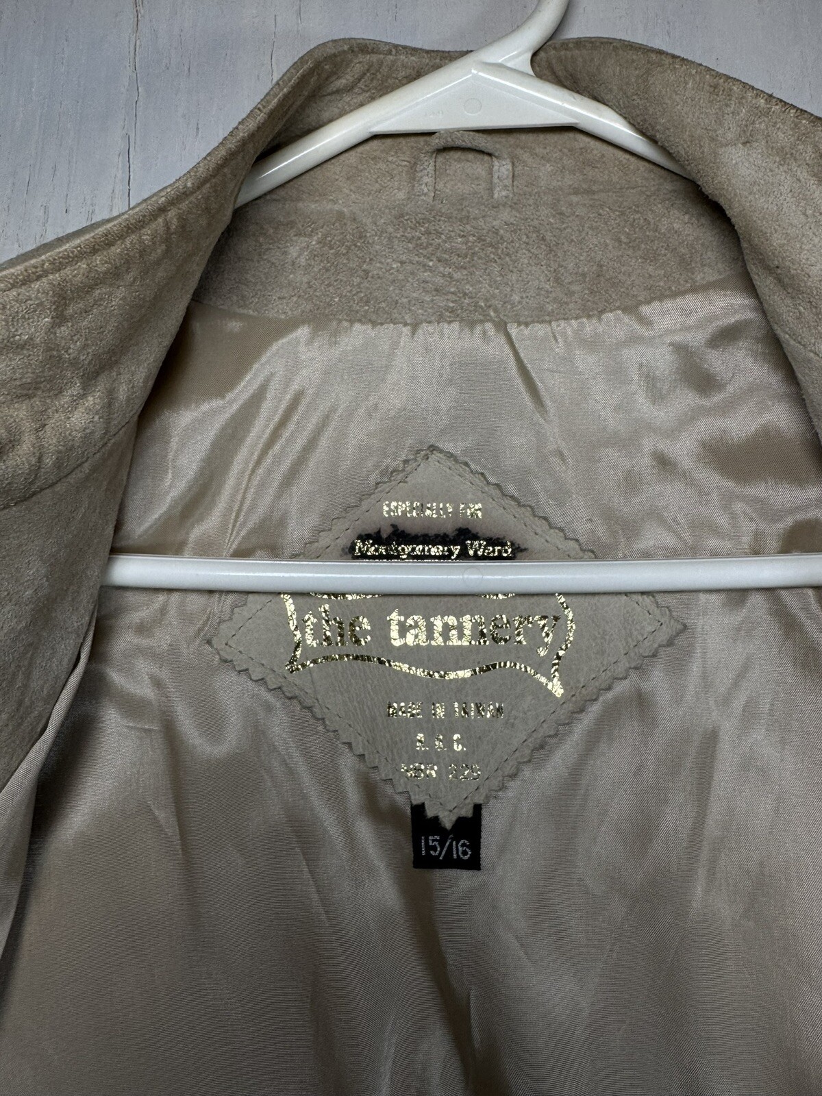 Montgomery Ward The Tannery #229 Sz 15/16 Vintage