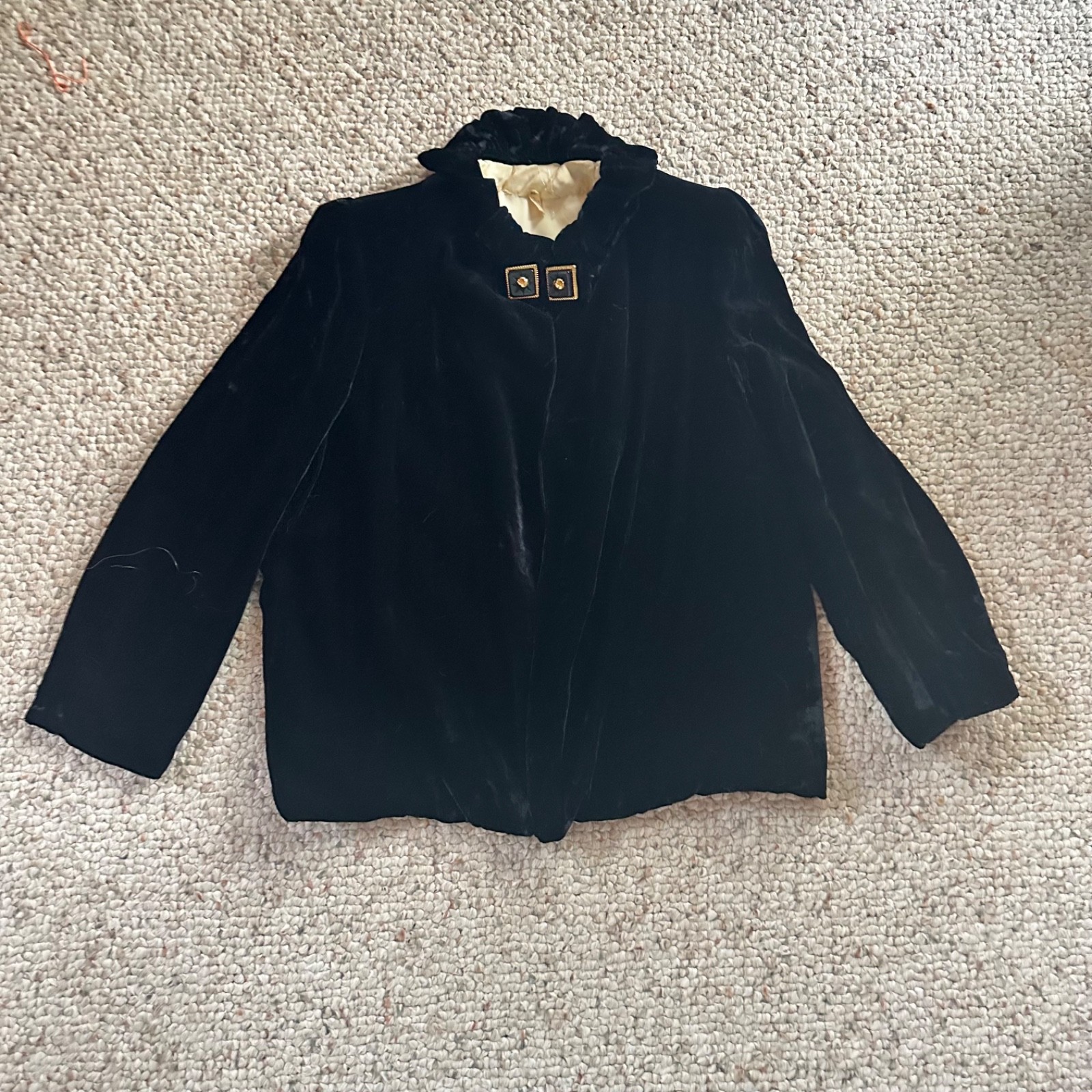 Vintage 30s 40s Victorian Velvet Opera Cape Shorty Coat Art Deco Goth Vampire M