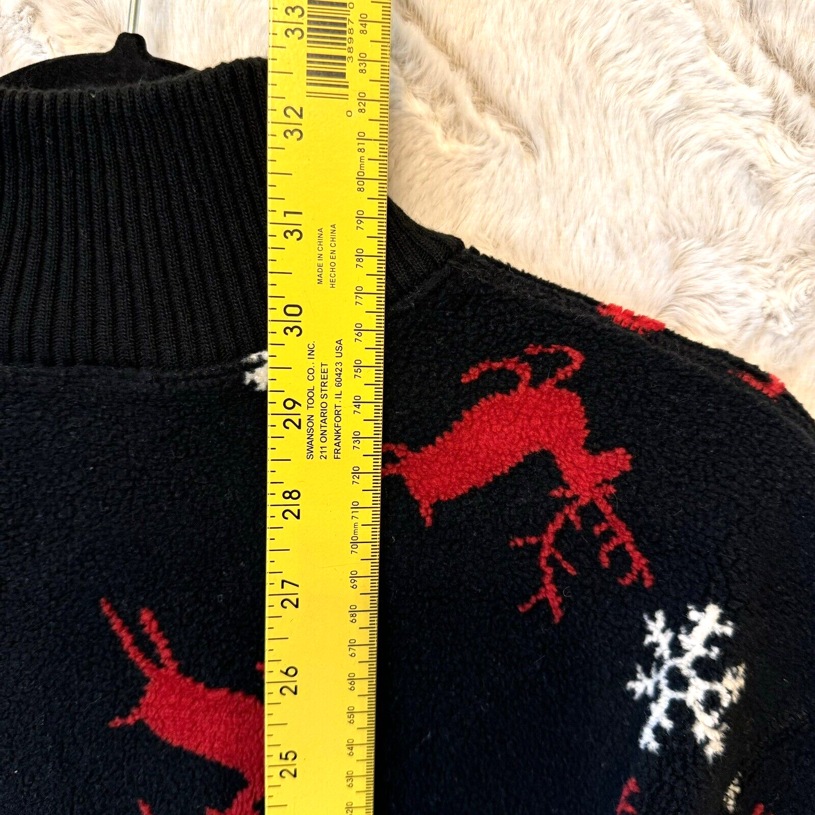 Talbots Fleece Top Medium 1/4 Zip Snowflakes Reindeer Warm Cozy Soft
