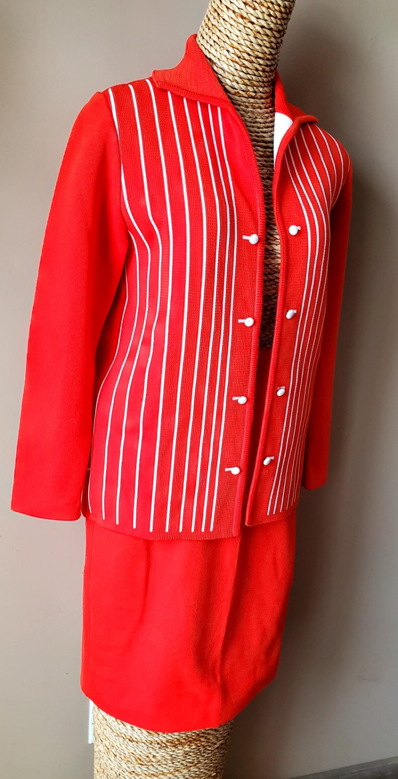 Vintage 60’s Union Made 2pc Skirt & Blazer Suit (B76)