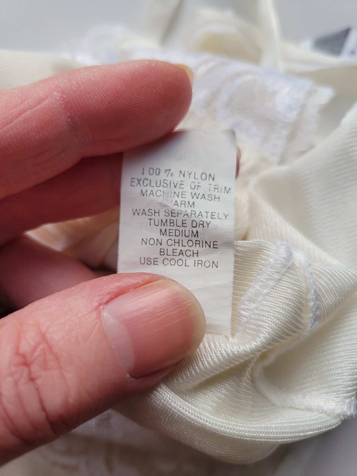 VTG Ashley Taylor Nylon Lace Trim Cami White Off White SM